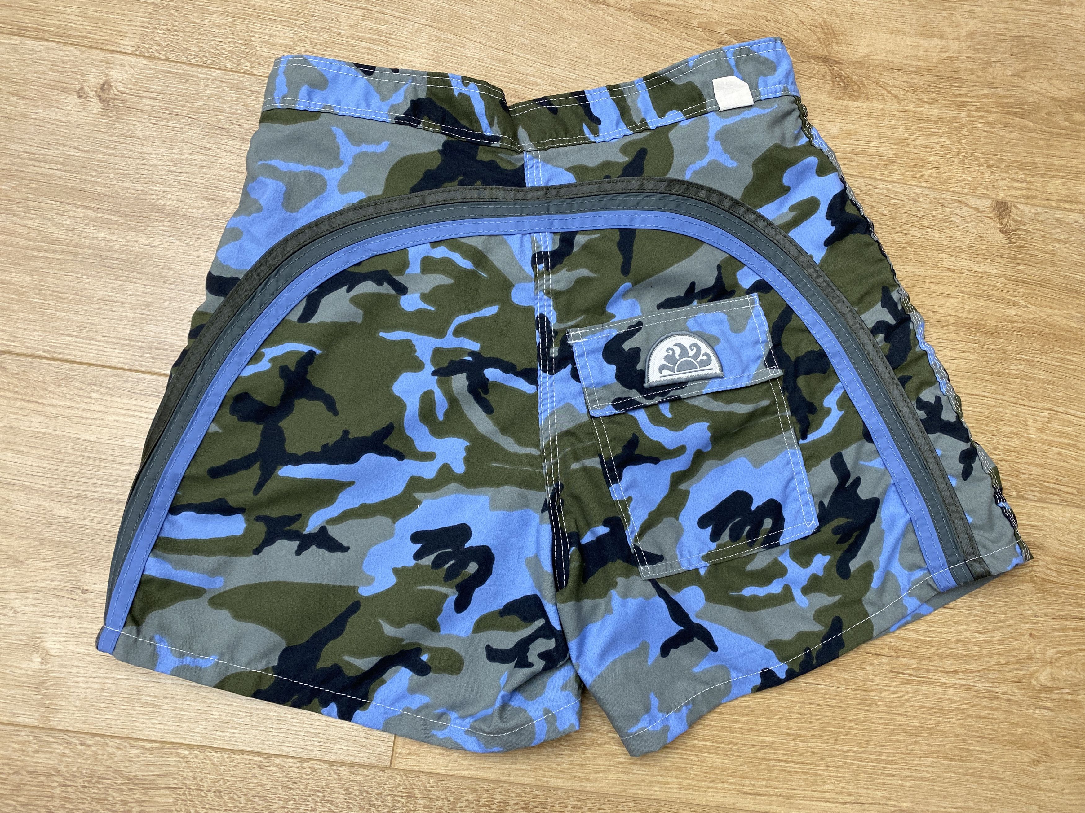 Sundek Sundek 27 Camouflag Board Shorts Trunks Bath Suit Size 27 xS Size US 27 - 13 Thumbnail