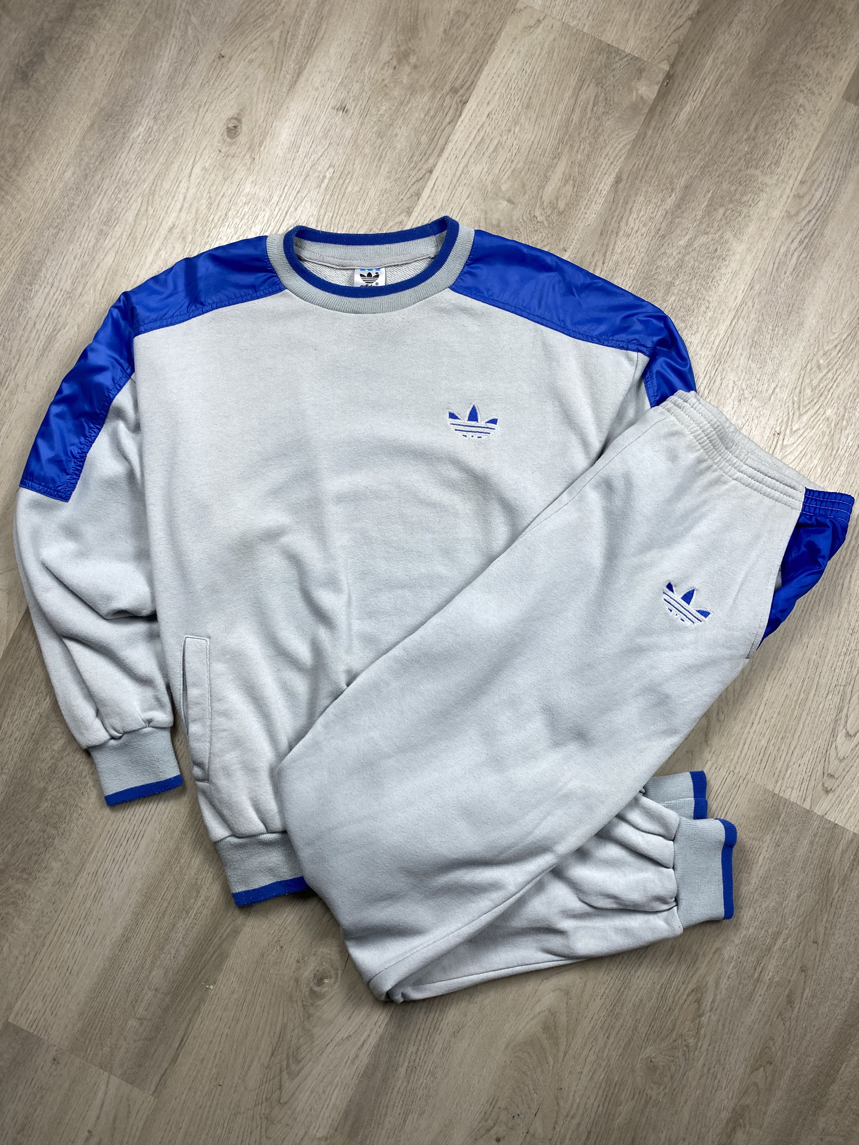 image of Adidas 90's Vintage Mens Track Suit Sweatshirt & Pants in Grey (Size 32)