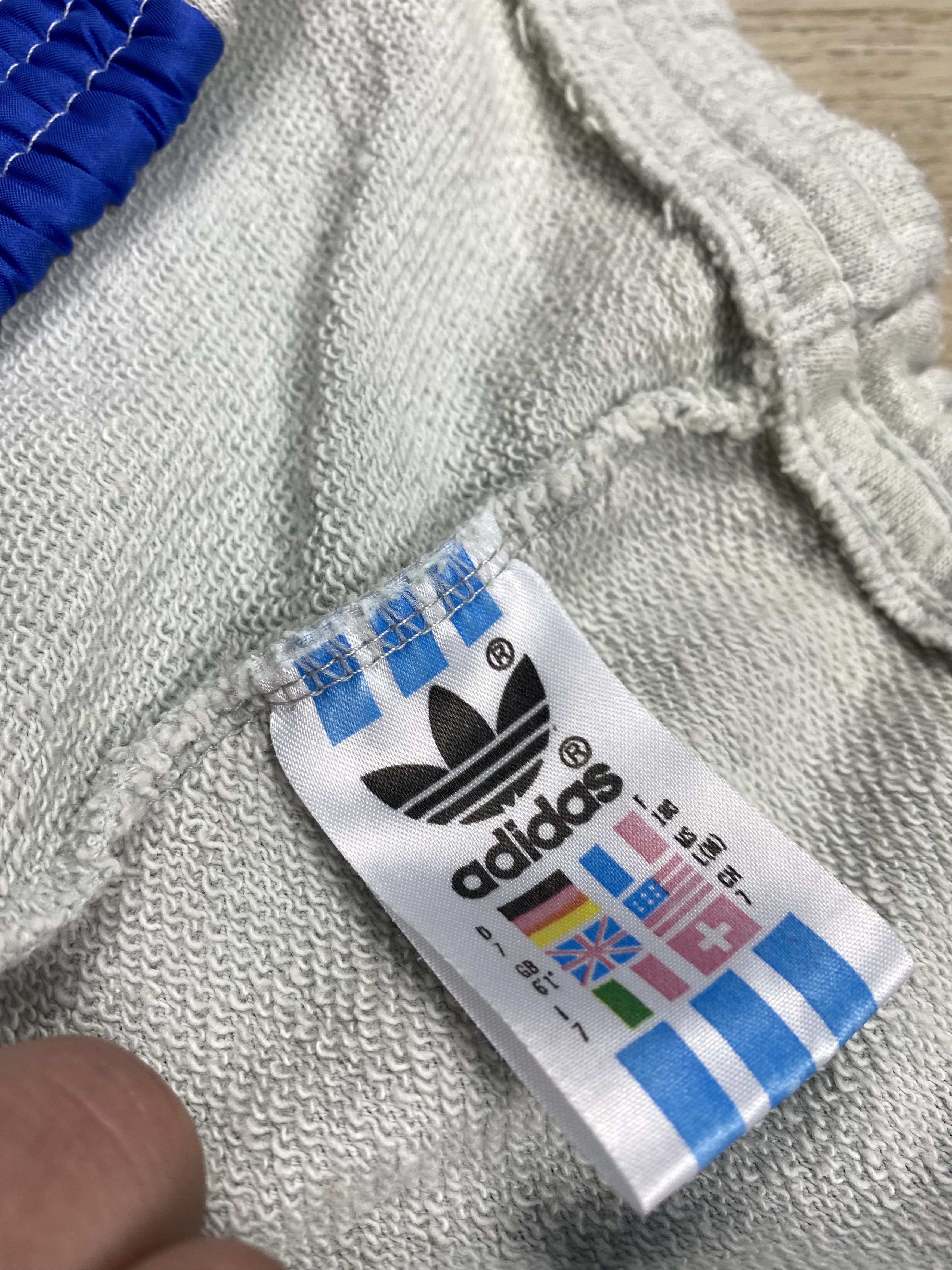Adidas ADIDAS 90s Vintage Mens Track Suit Sweatshirt & Pants Size US 32 / EU 48 - 12 Thumbnail