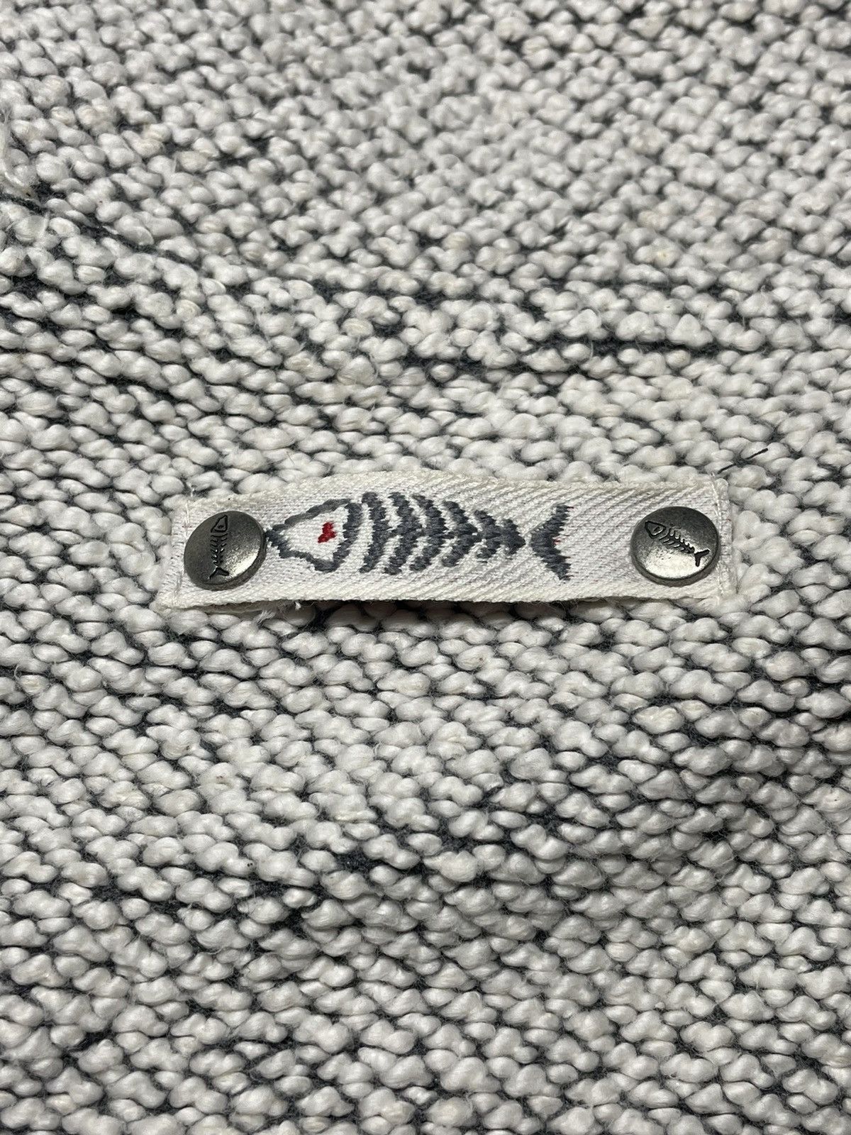 Vintage 💥RARE💥Vintage Weird Fish Sweatshirt Hype Rare Streetwear Size US M / EU 48-50 / 2 - 5 Thumbnail