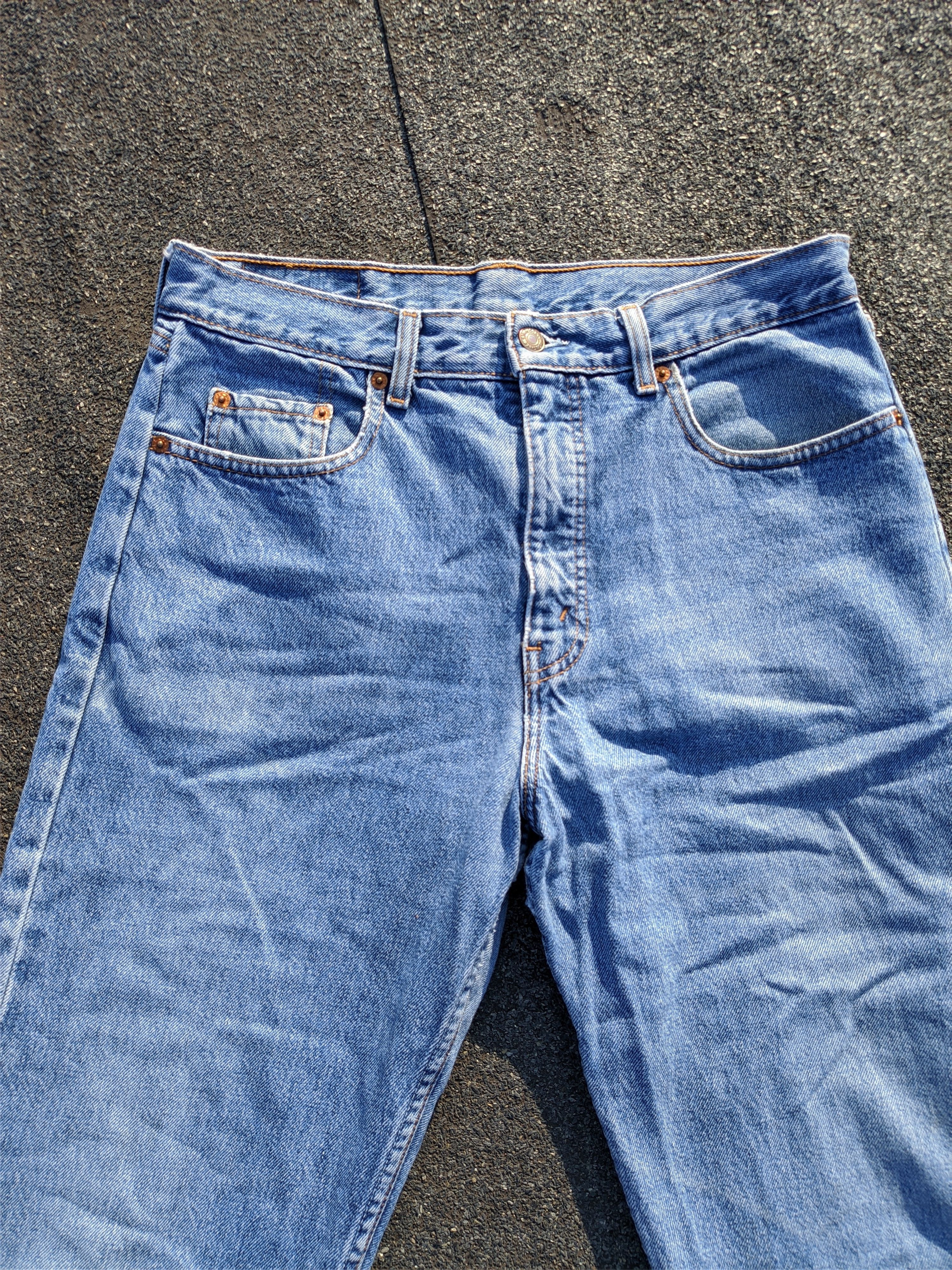 Levi's × Levi's Vintage Clothing × Vintage Vintage Levi's 615 Orange Tab Light Washed Denim Pant Size US 33 - 9 Thumbnail