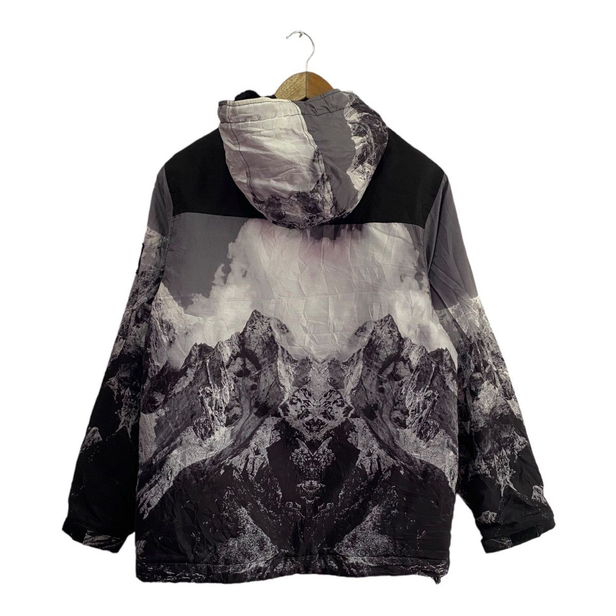 Vanquish VANQUISH 3rd PUFFER SNOW JACKET RARE DESIGN Size US M / EU 48-50 / 2 - 3 Thumbnail