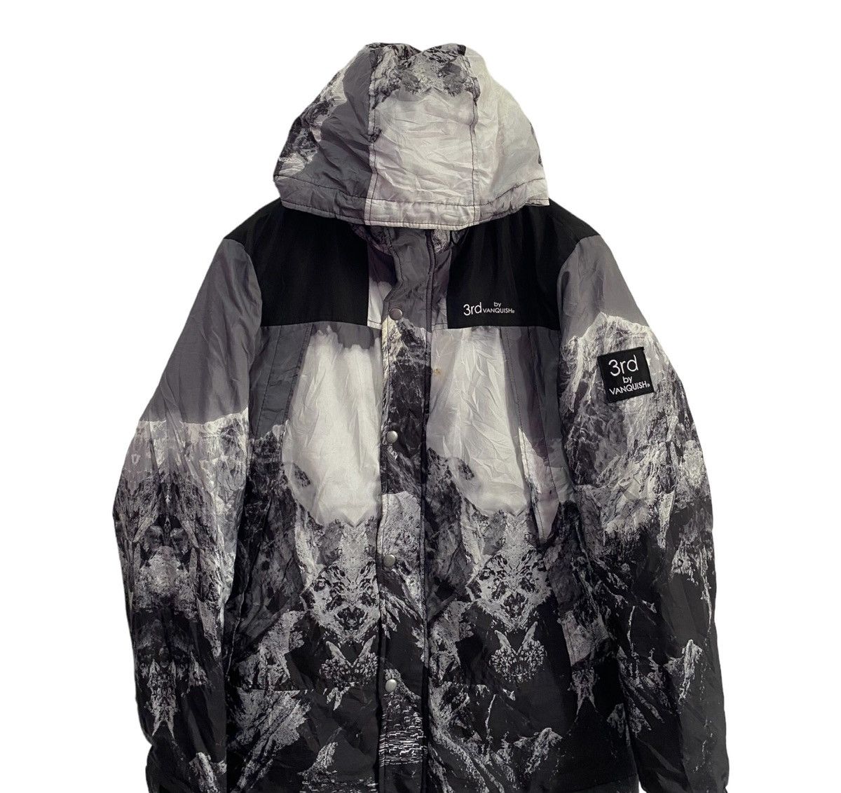 Vanquish VANQUISH 3rd PUFFER SNOW JACKET RARE DESIGN Size US M / EU 48-50 / 2 - 5 Thumbnail