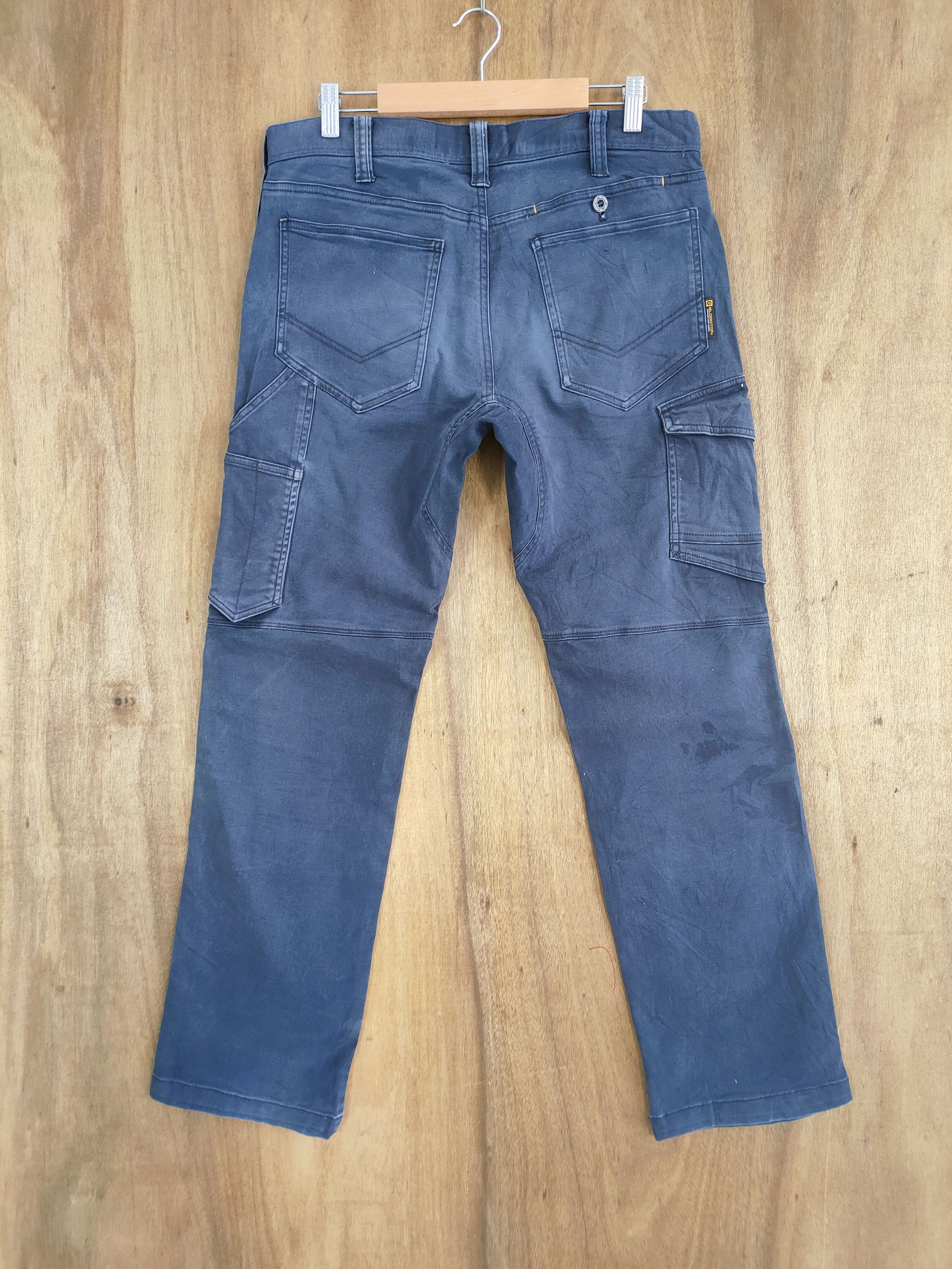 Japanese Brand VINTAGE GLADIATOR FADED CARGO PANTS Size US 32 / EU 48 - 7 Thumbnail