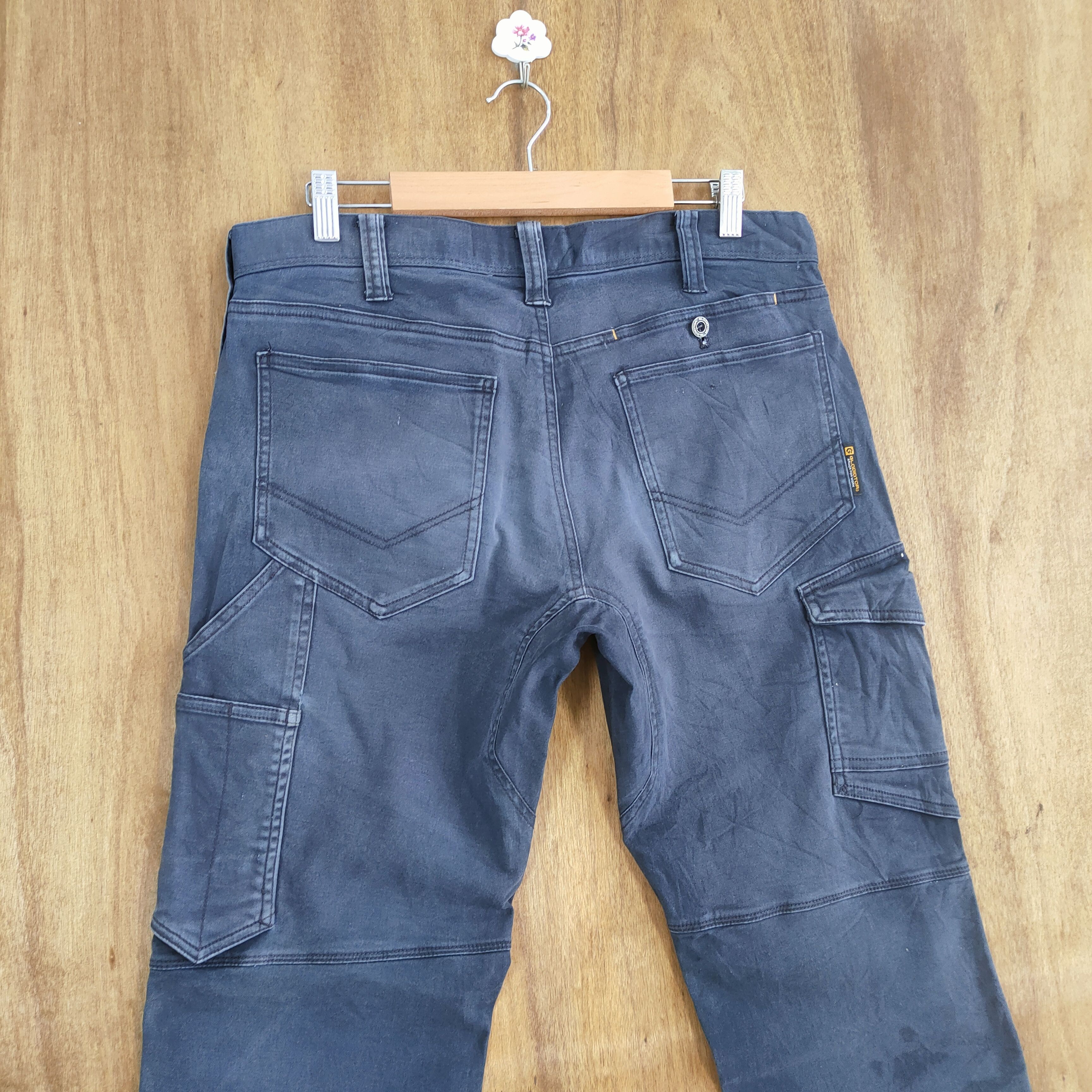 Japanese Brand VINTAGE GLADIATOR FADED CARGO PANTS Size US 32 / EU 48 - 8 Thumbnail