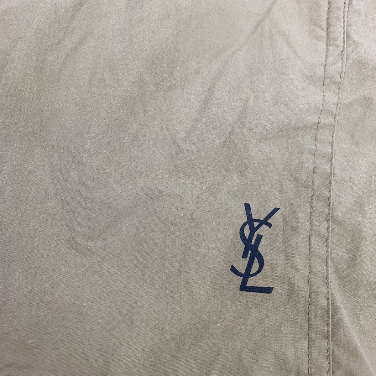 Yves Saint Laurent Vintage Yves Saint Laurent Shorts Size US 34 / EU 50 - 2 Preview