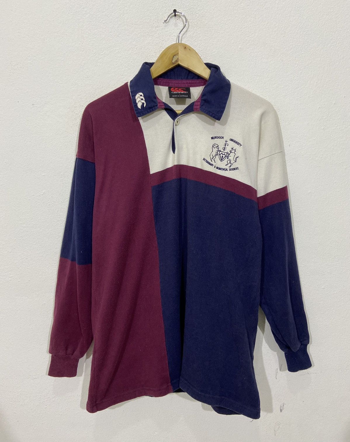 Canterbury of New Zealand Vintage Canterbury Australia University Murdoch Rugby Shirt Size US L / EU 52-54 / 3 - 1 Thumbnail