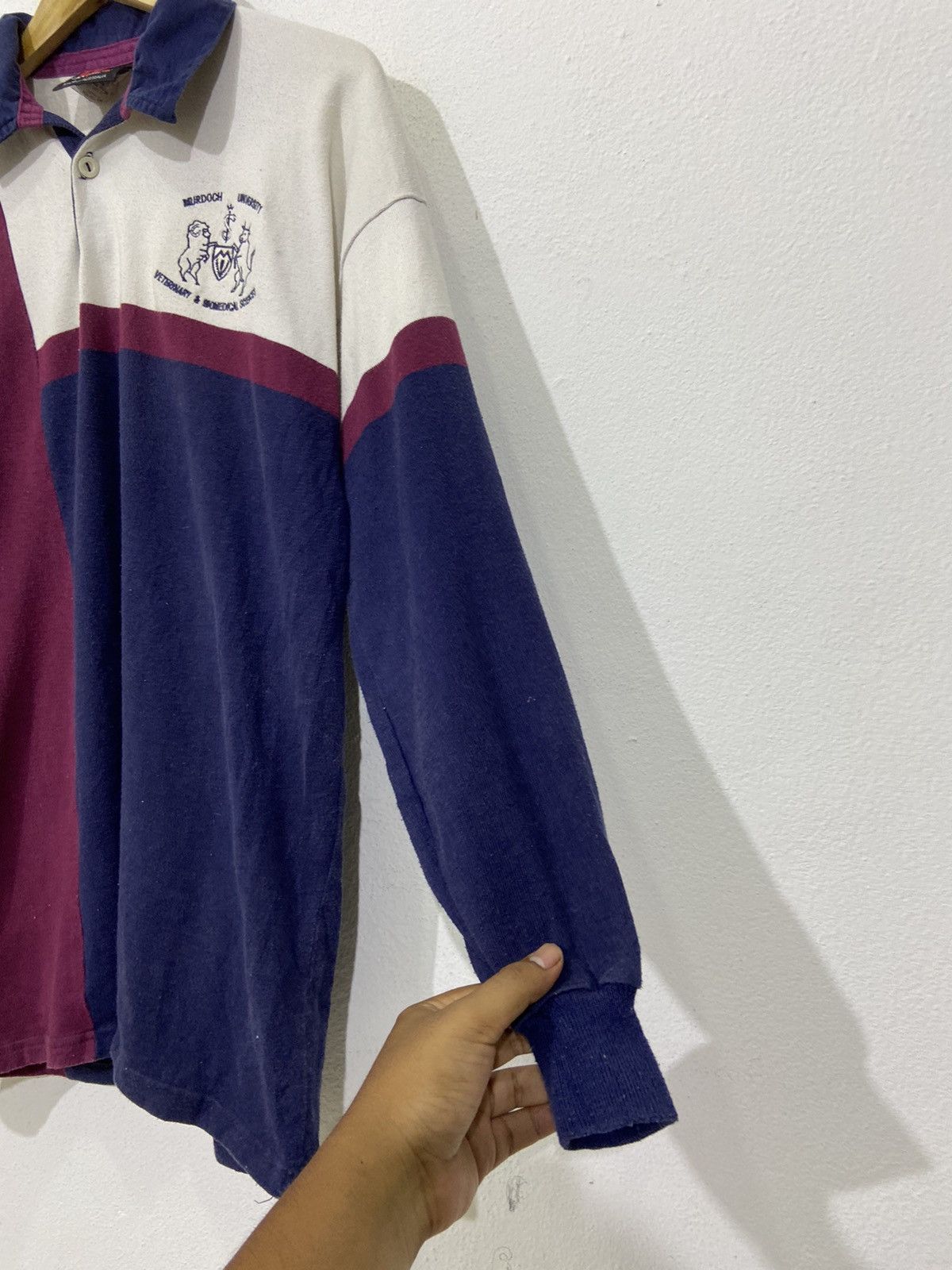 Canterbury of New Zealand Vintage Canterbury Australia University Murdoch Rugby Shirt Size US L / EU 52-54 / 3 - 3 Thumbnail