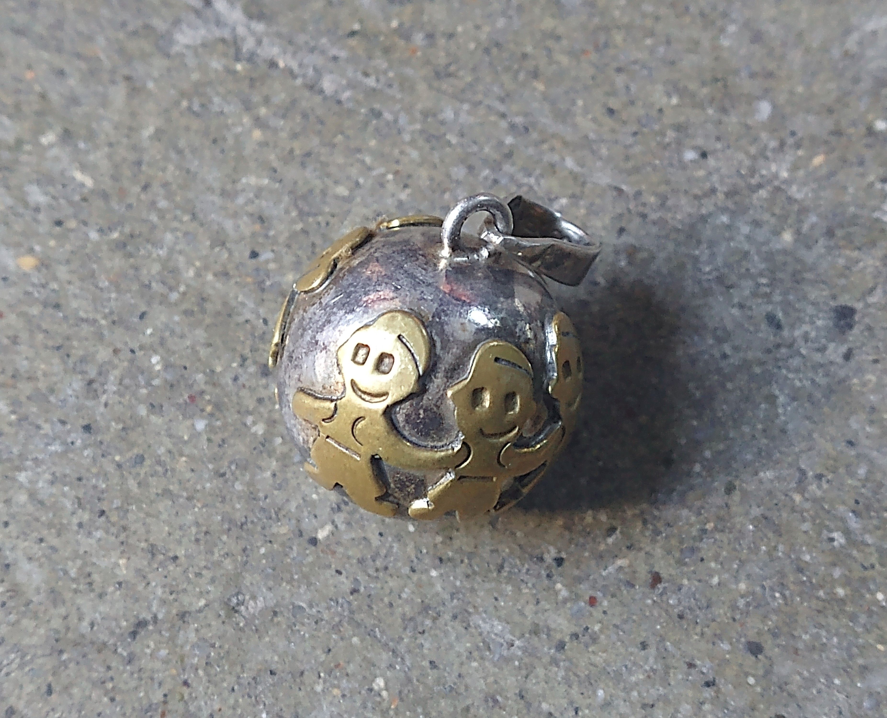 Jewelry Vintage Sterling Silver Pendant Chime Bell World Peace 13.9g Size ONE SIZE - 1 Thumbnail
