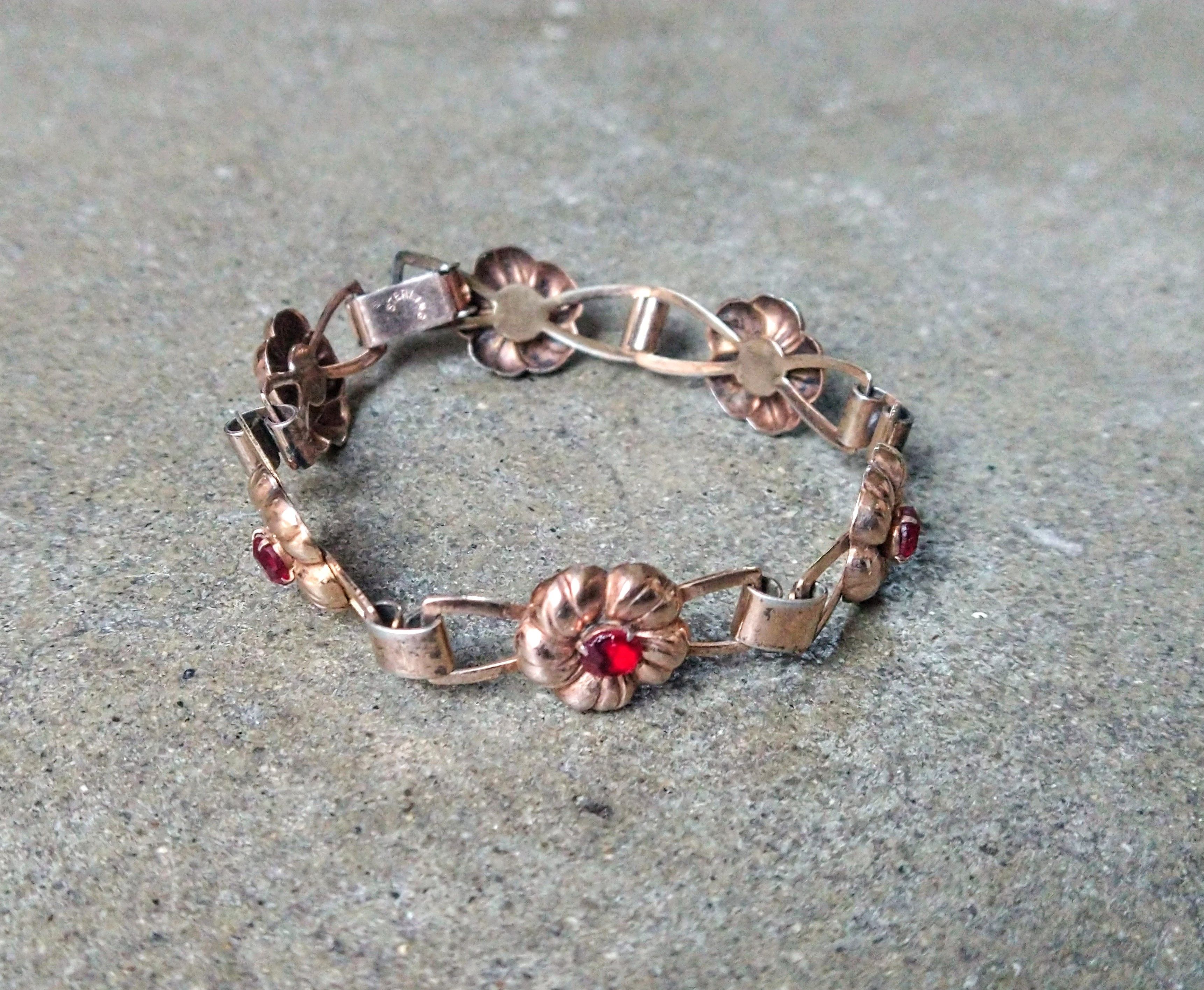 Jewelry Vintage Sterling Silver Bracelet Flower Link Chain Gold Red Size ONE SIZE - 1 Thumbnail