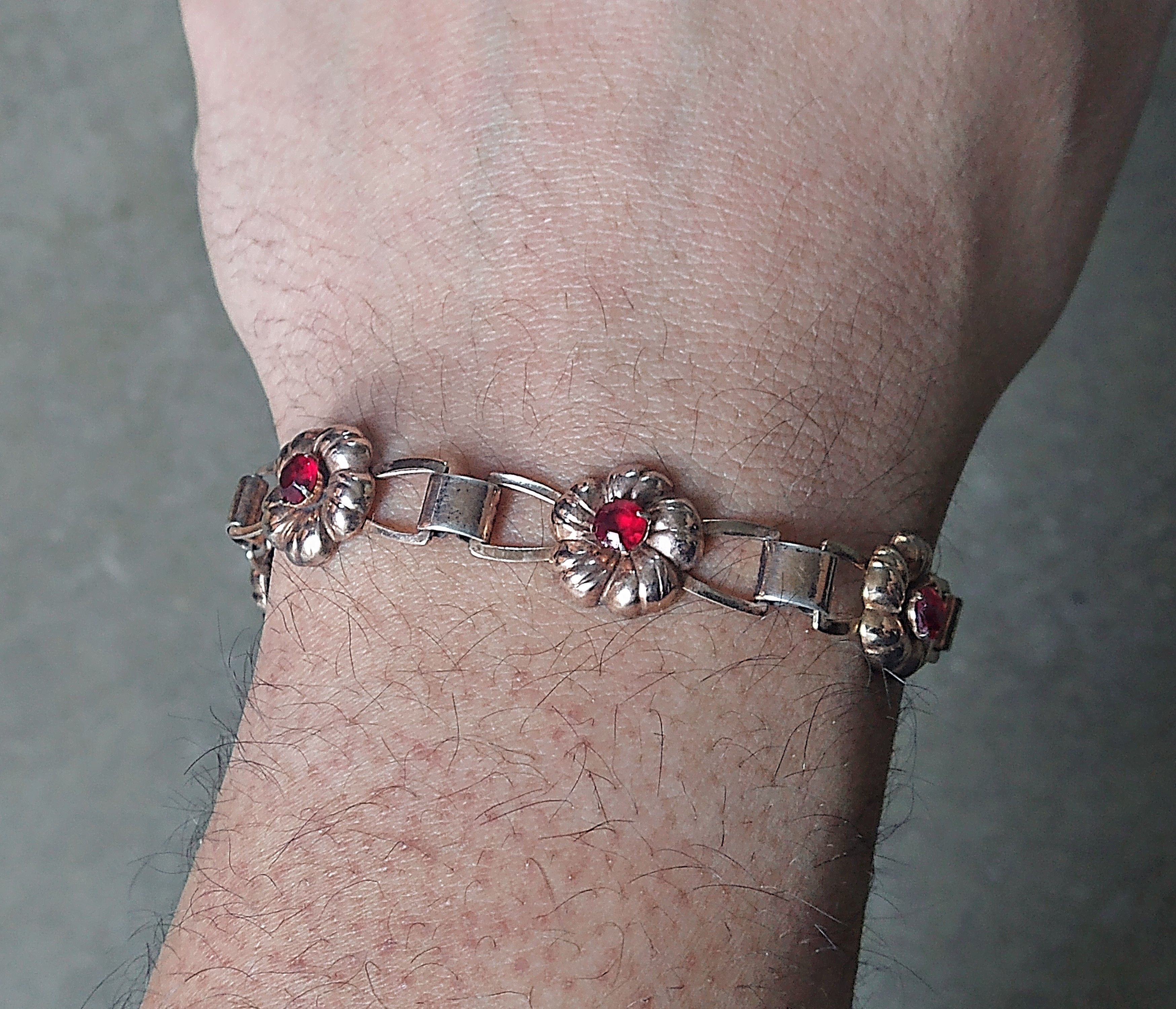 Jewelry Vintage Sterling Silver Bracelet Flower Link Chain Gold Red Size ONE SIZE - 11 Thumbnail