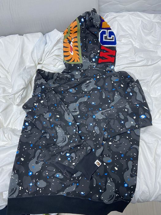 Bape space camo hot sale shark hoodie