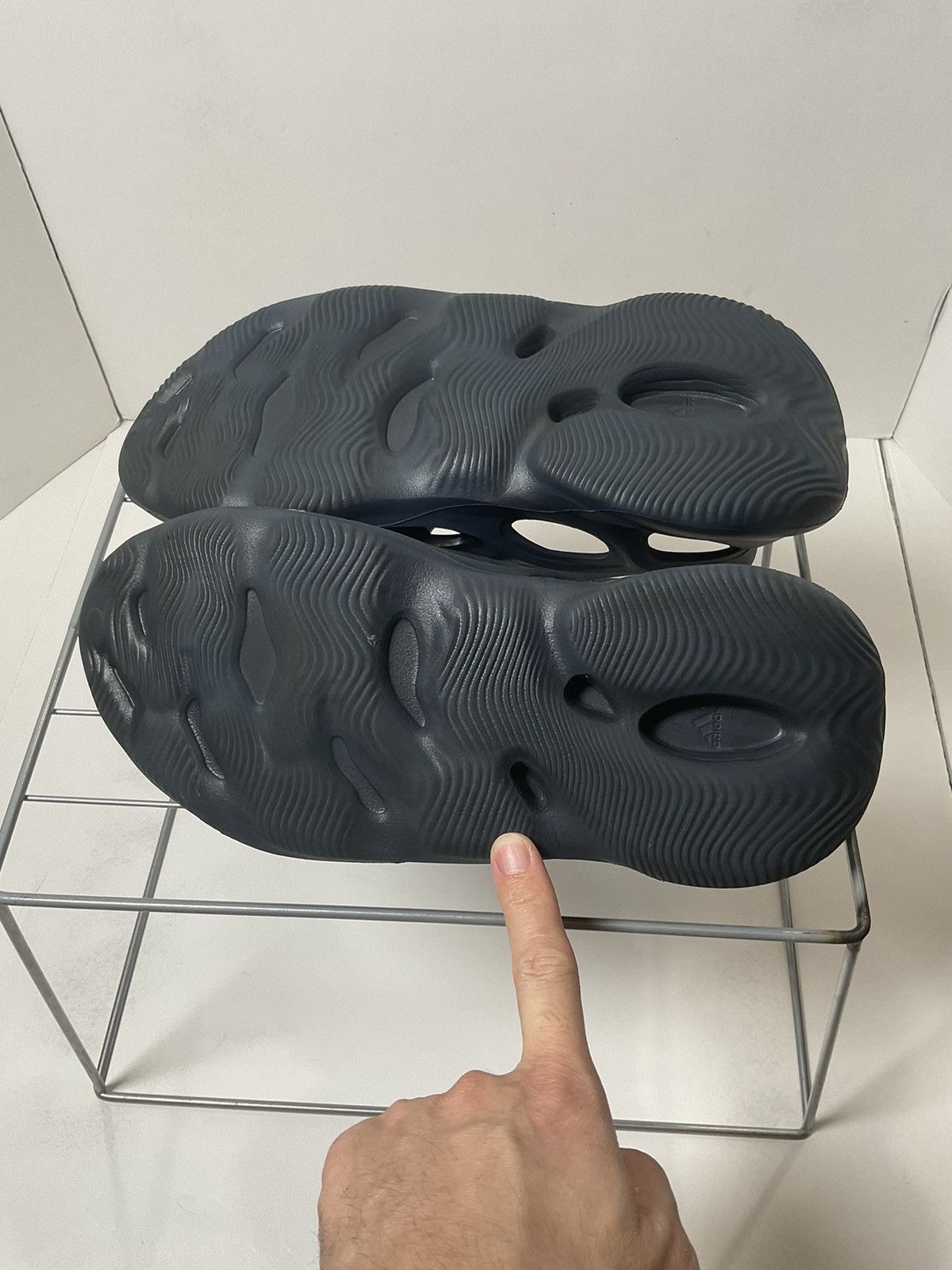 Adidas × Kanye West Adidas 2021 Yeezy Foam RNNR Mineral Blue US11 No Box Rare !! Size US 11 / EU 44 - 7 Thumbnail