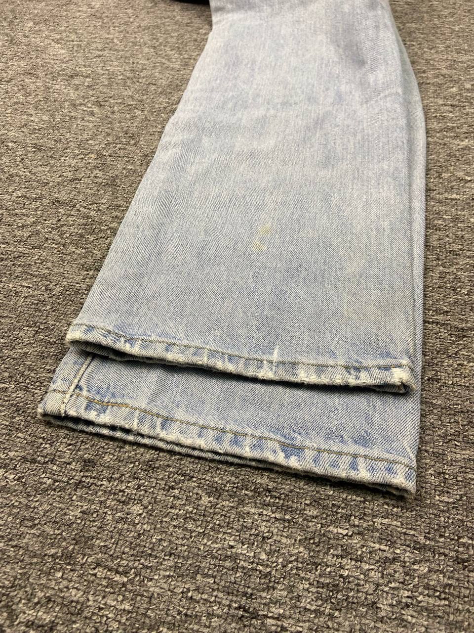 Levi's Vintage Levis 501 Light Wash Denim Jeans Size US 35 - 11 Thumbnail