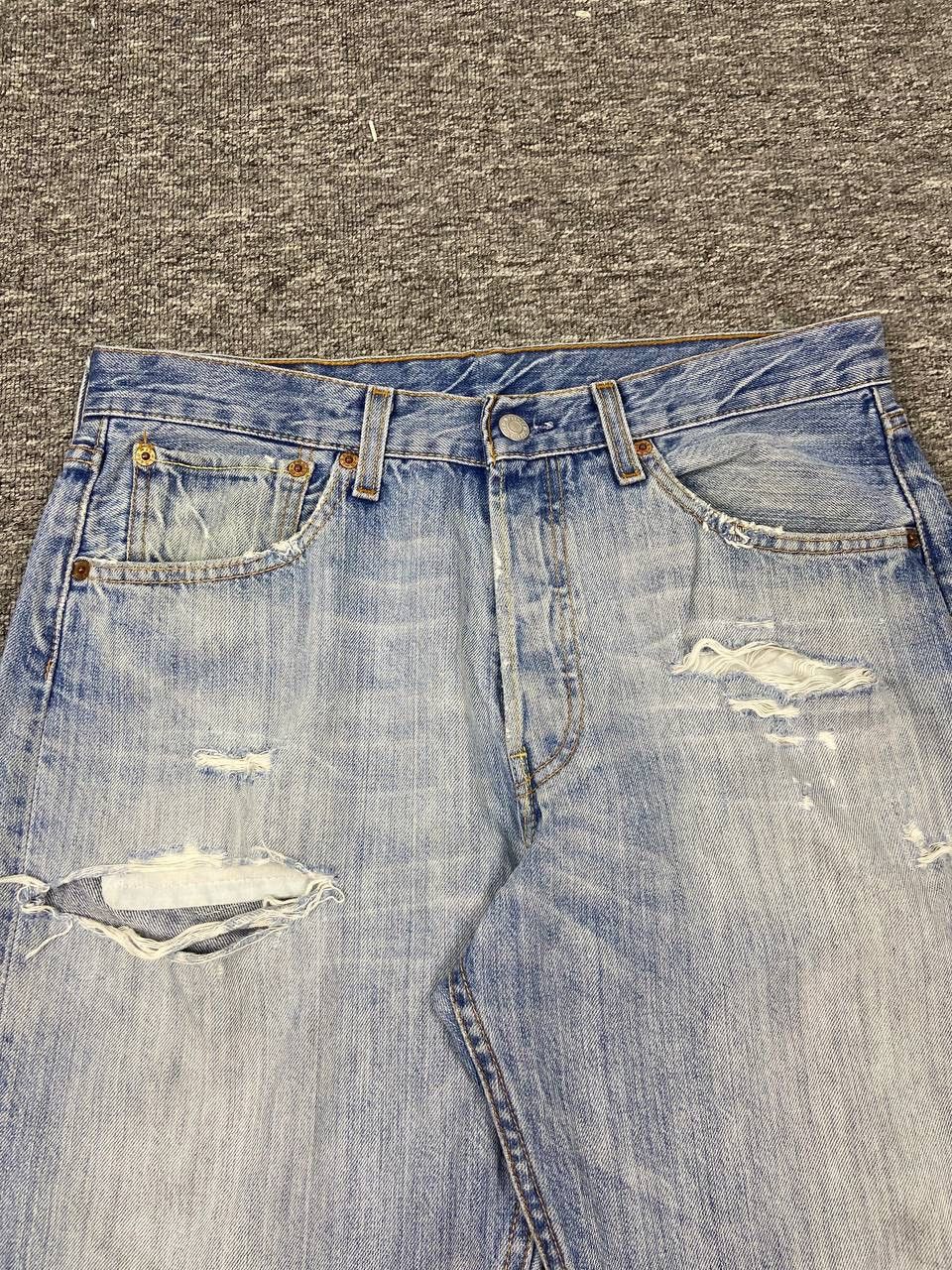 Levi's Vintage Levis 501 Blue Faded Wash Denim Jeans Size US 32 / EU 48 - 3 Thumbnail