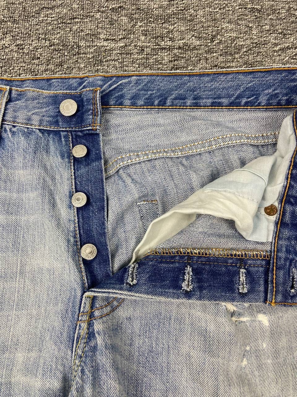 Levi's Vintage Levis 501 Blue Faded Wash Denim Jeans Size US 32 / EU 48 - 4 Thumbnail