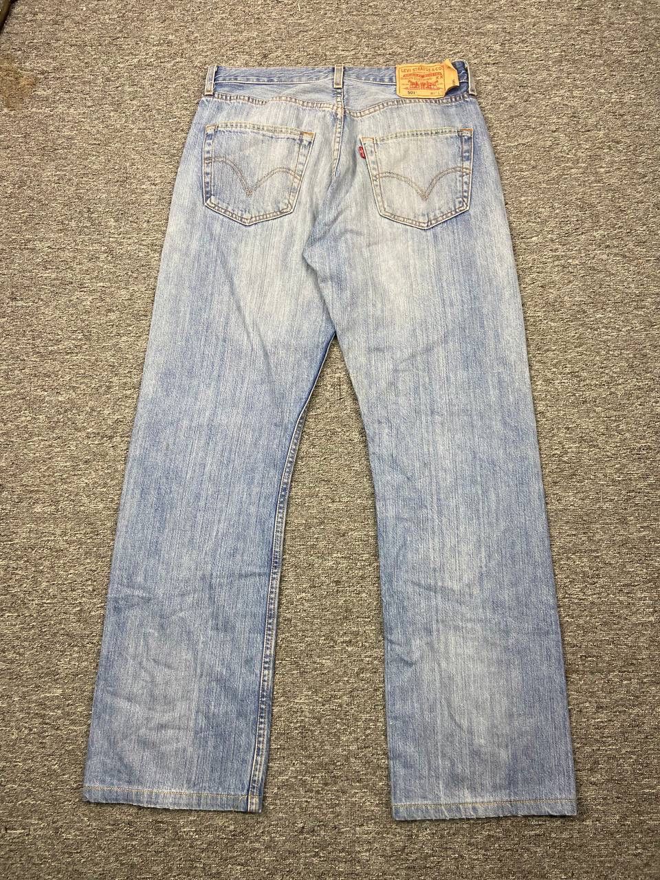 Levi's Vintage Levis 501 Blue Faded Wash Denim Jeans Size US 32 / EU 48 - 2 Thumbnail