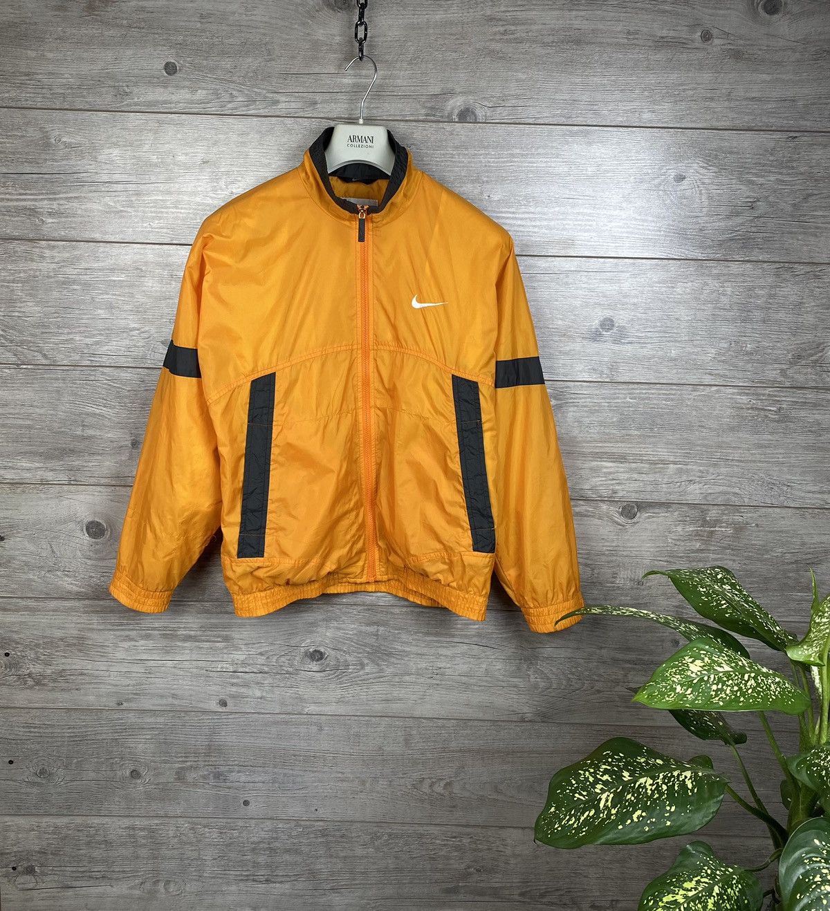 Nike Lightweight Nike Swoosh Vintage Big Logo Jacket Size US S / EU 44-46 / 1 - 3 Thumbnail