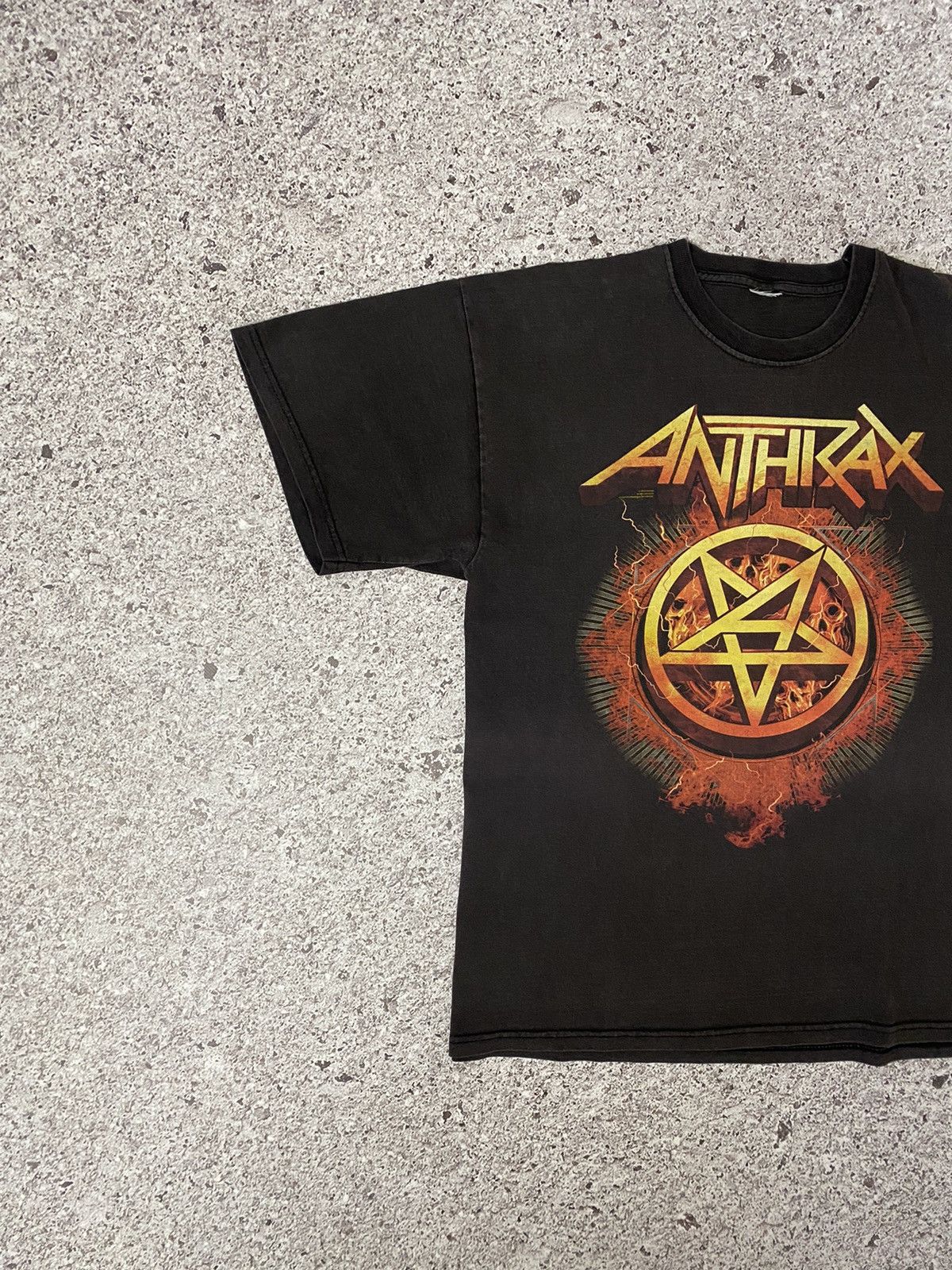 Band Tees × Vintage Vintage 2013 Anthrax Band Tee Shirt Size US L / EU 52-54 / 3 - 3 Thumbnail