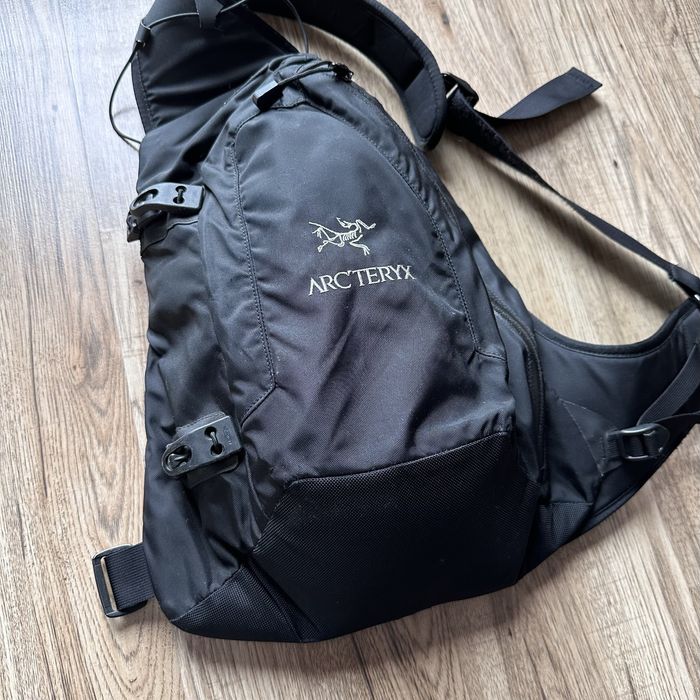 Arc'Teryx System A Quiver Cross Bag vintage crossbody sling pack | Grailed