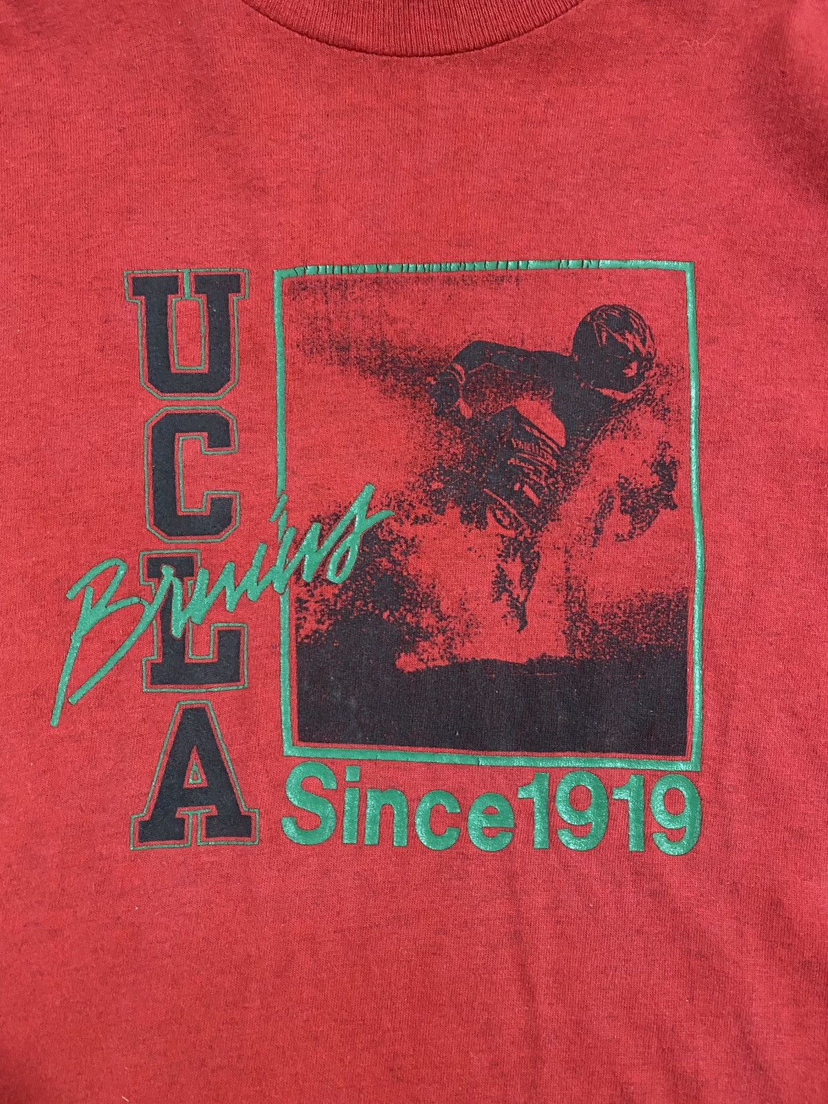 Vintage Vintage 90s UCLA Bruins Longsleeves tee Small logo Medium Size US M / EU 48-50 / 2 - 3 Thumbnail