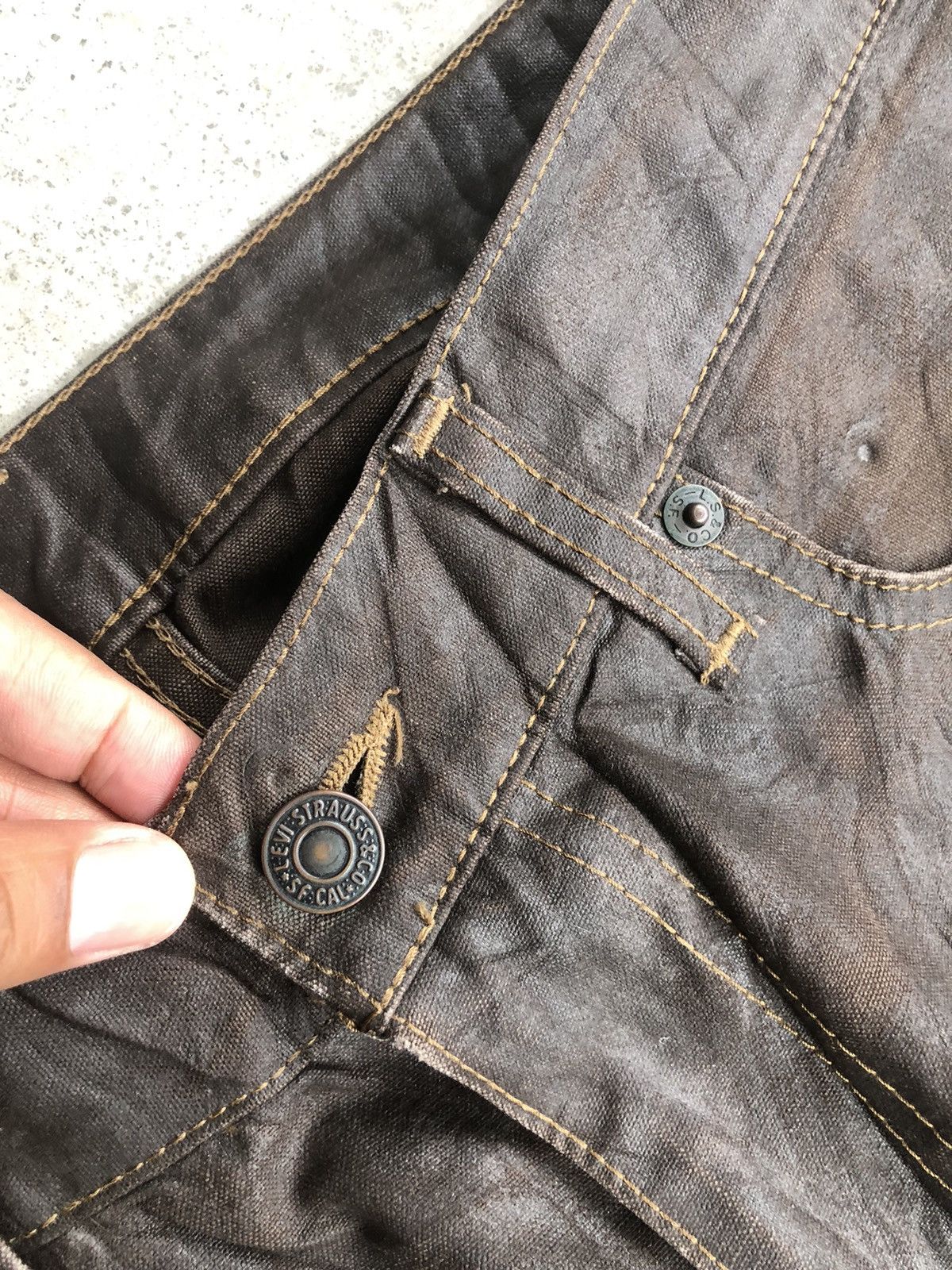 If Six Was Nine Vintage Levi’s Waxed Coated Jeans Distressed Jeans Size US 30 / EU 46 - 13 Thumbnail