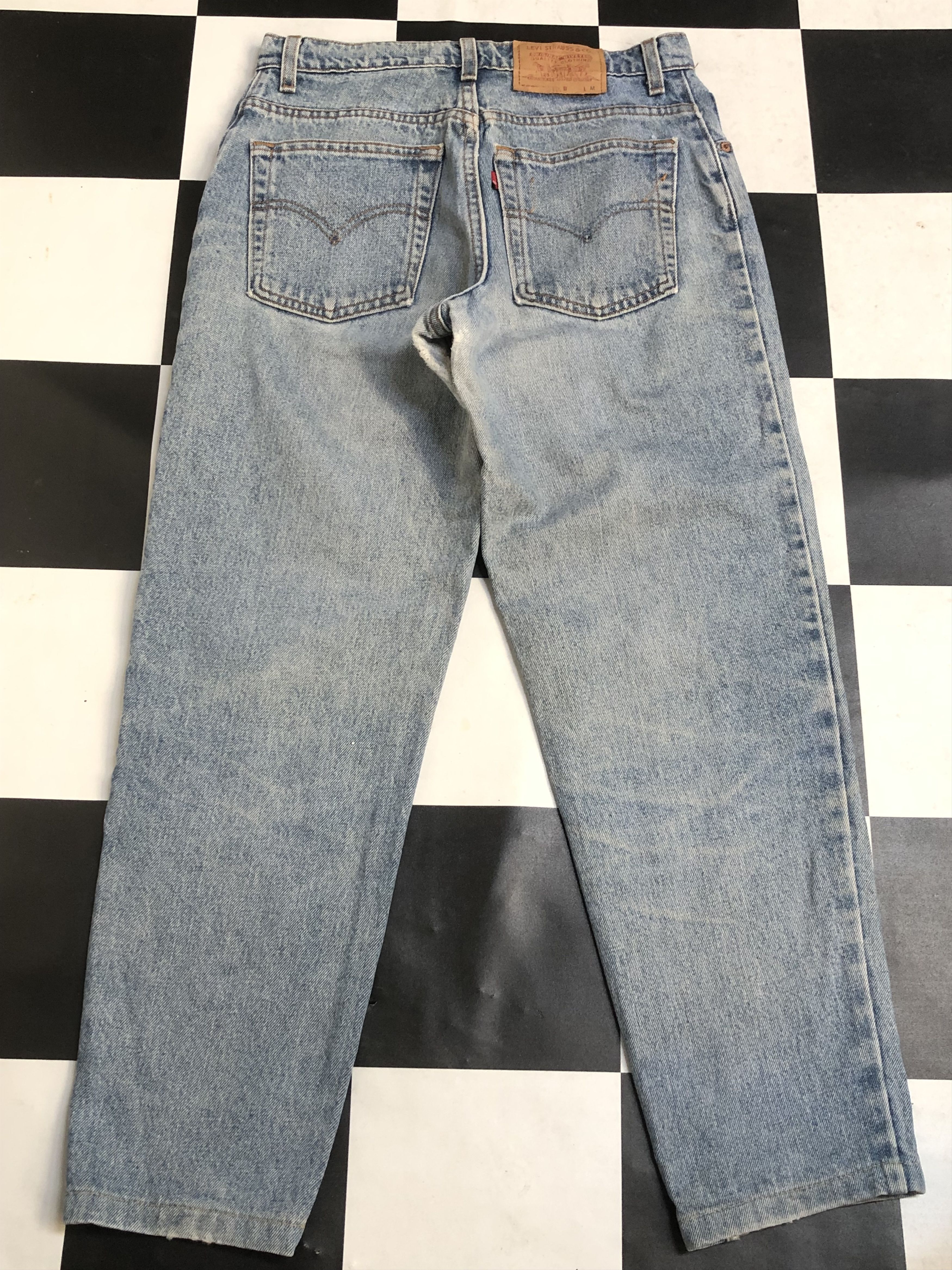 Levi's Vintage Levis 550 Tapered Leg Jeans - L631 Size US 30 / EU 46 - 2 Thumbnail