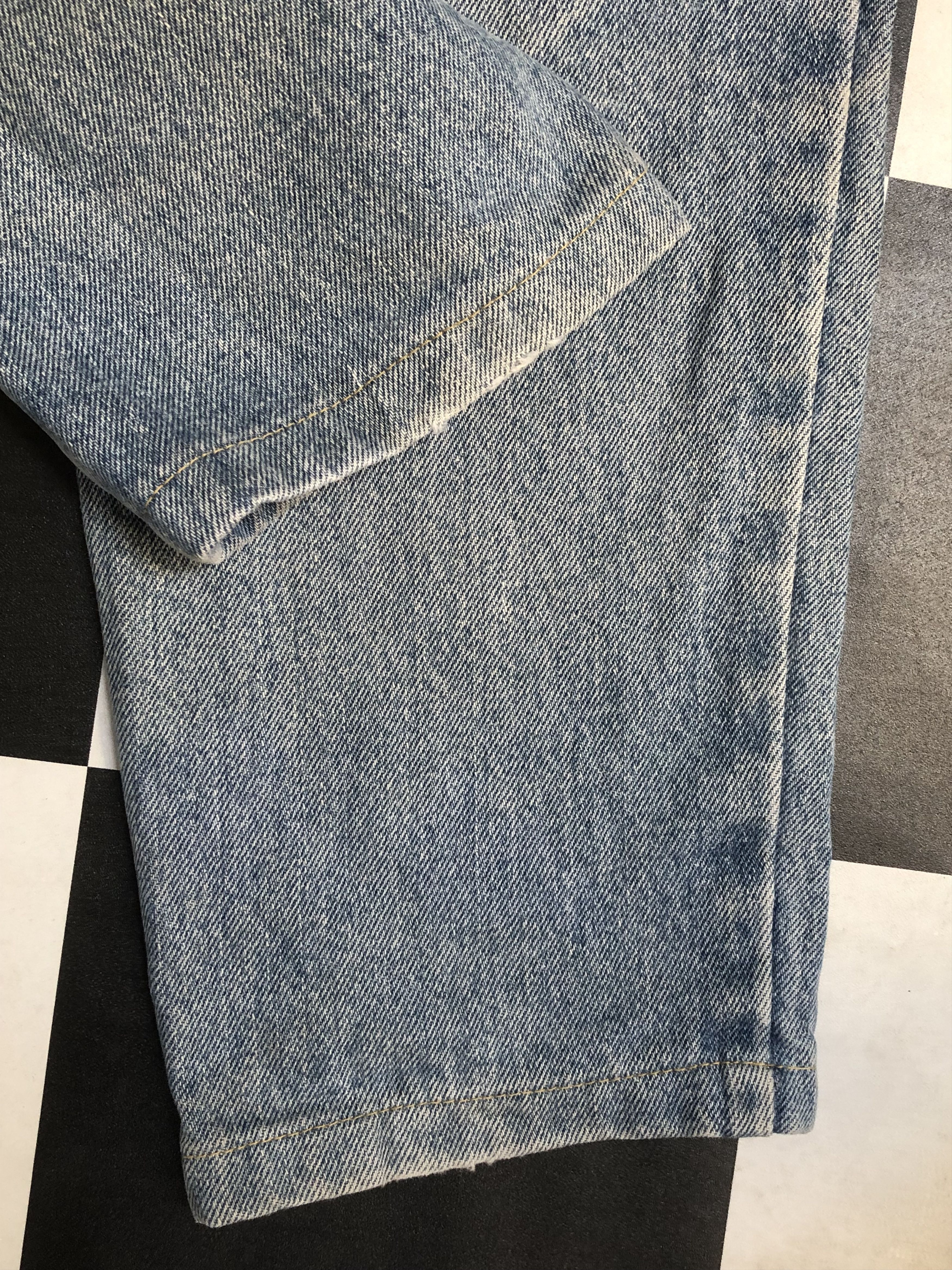 Levi's Vintage Levis 550 Tapered Leg Jeans - L631 Size US 30 / EU 46 - 9 Thumbnail