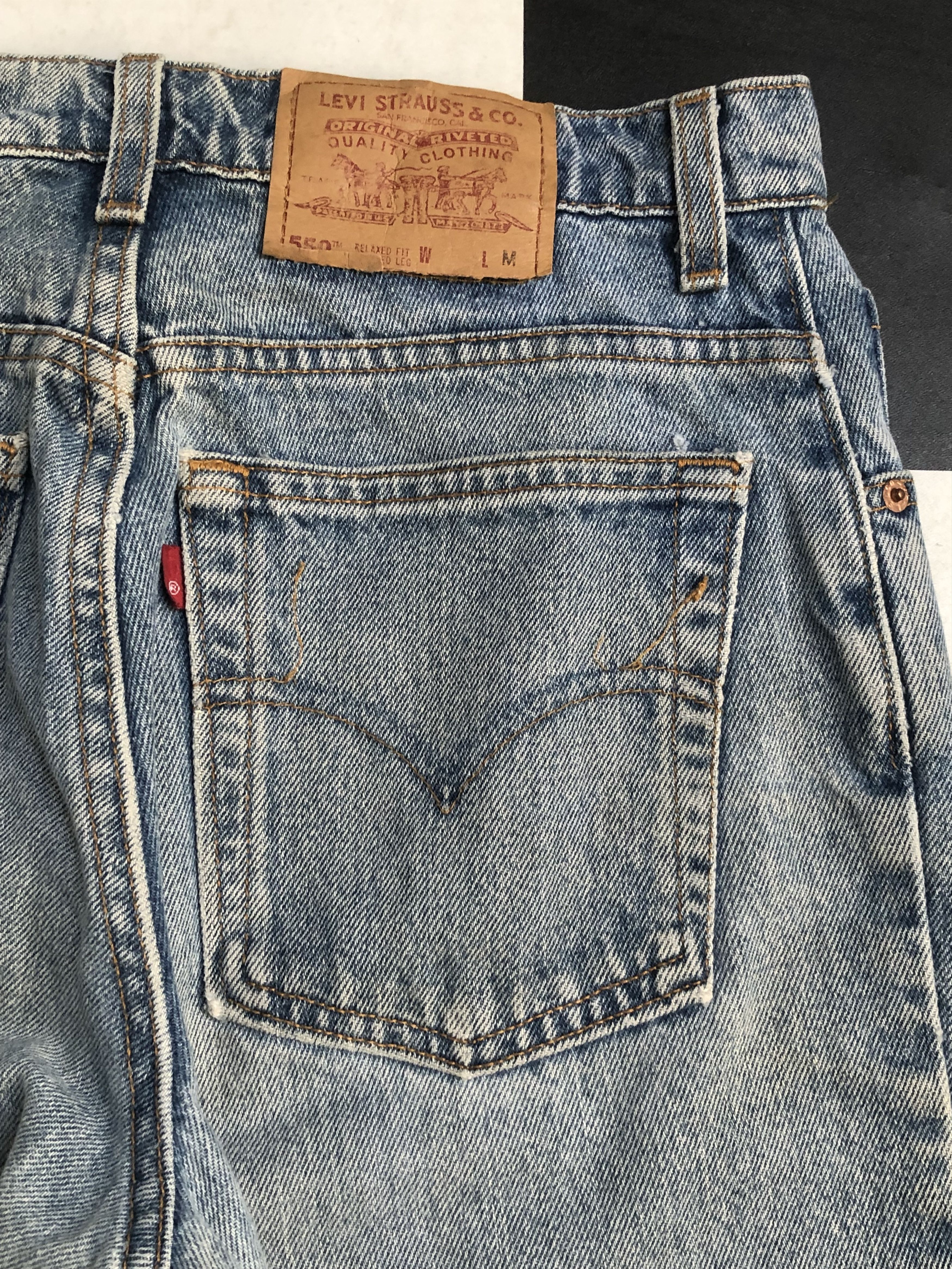 Levi's Vintage Levis 550 Tapered Leg Jeans - L631 Size US 30 / EU 46 - 7 Thumbnail