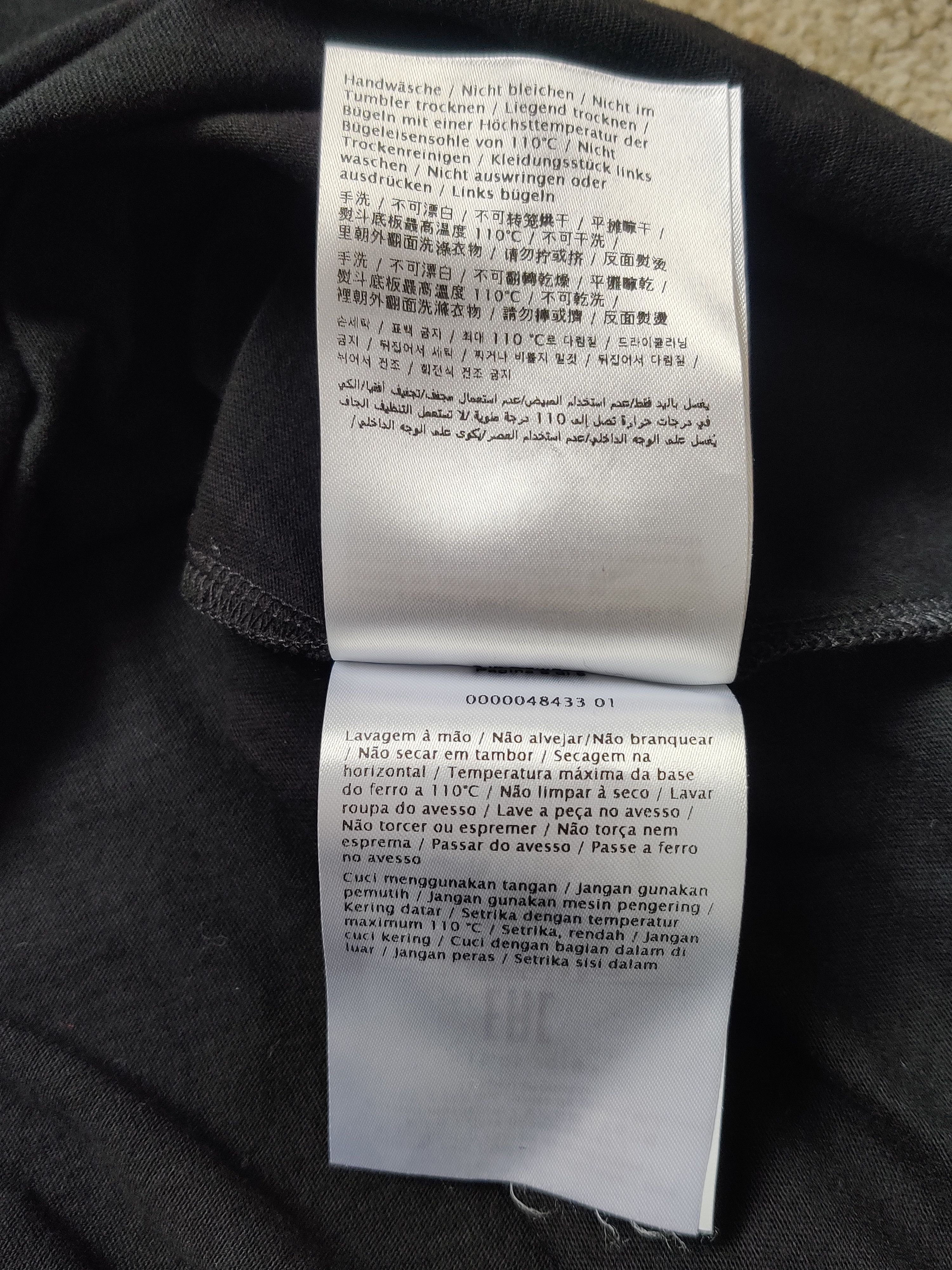 Valentino Valentino 2099 Tee Size US M / EU 48-50 / 2 - 6 Thumbnail