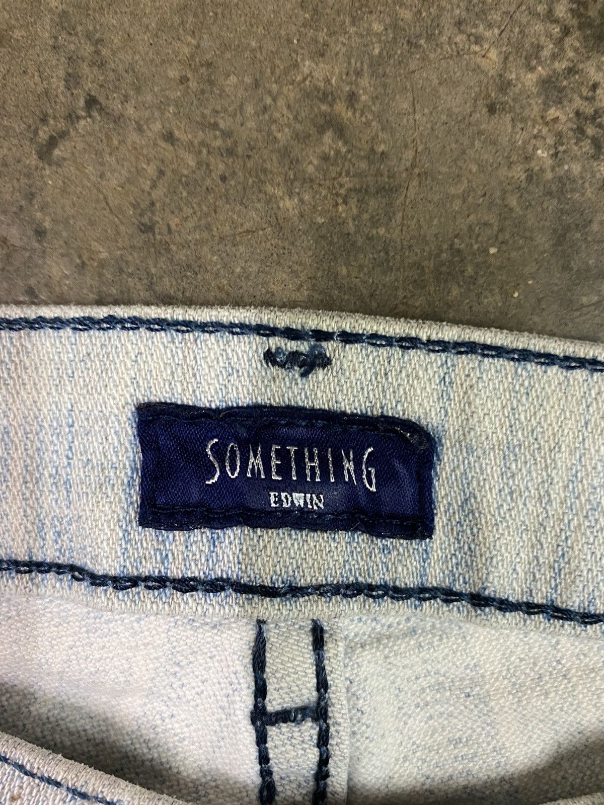 Edwin Edwin Something Jeans Bootcut Distressed Jeans Size 27" / US 4 / IT 40 - 5 Thumbnail