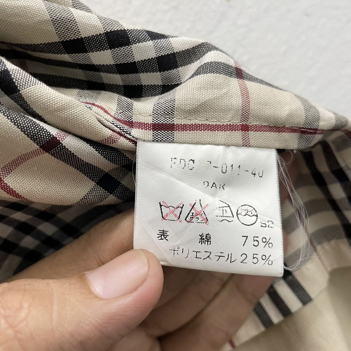 Burberry STEAL 💥 BURBERRY NOVA CHECK TRENCH JACKET Size US M / EU 48-50 / 2 - 10 Thumbnail