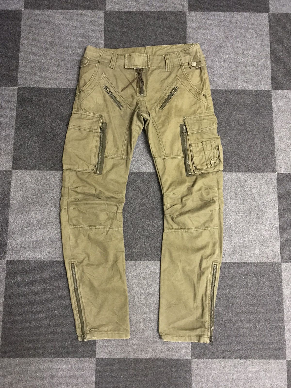 Image of Archival Clothing x Avant Garde Archival Ppfm Japan Double Knee Air Force Cargo Pant in Olive (Size