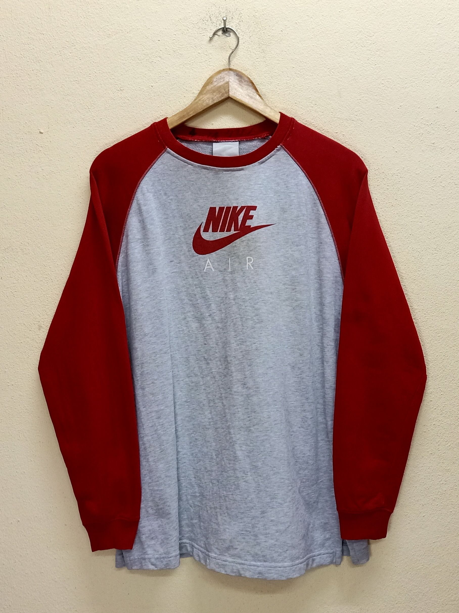 NIKE Air Max 360 Big Logo Long Sleeve Crew Neck