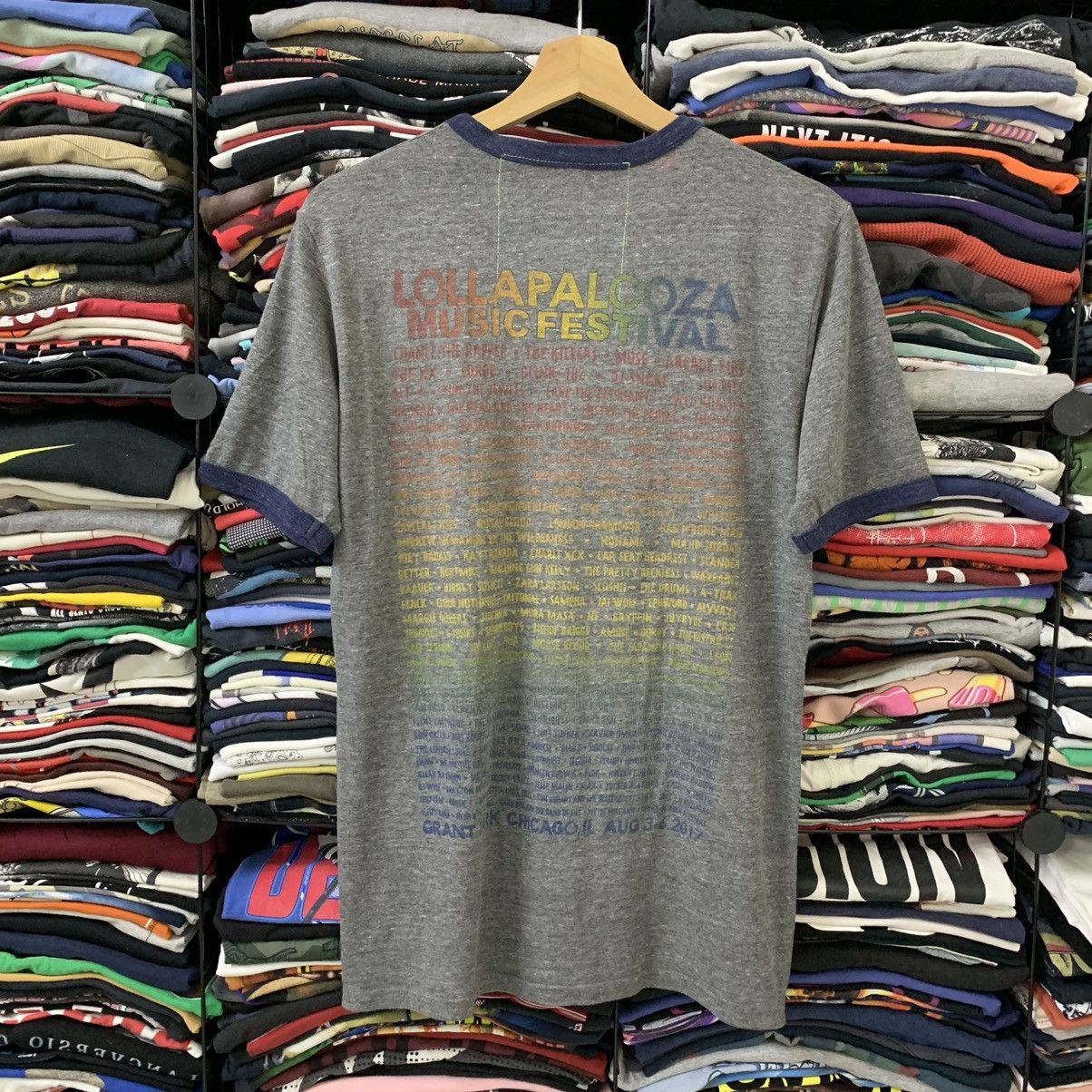 Band Tees 2017 LOLLAPALOOZA MUSIC FEST Size US M / EU 48-50 / 2 - 2 Thumbnail