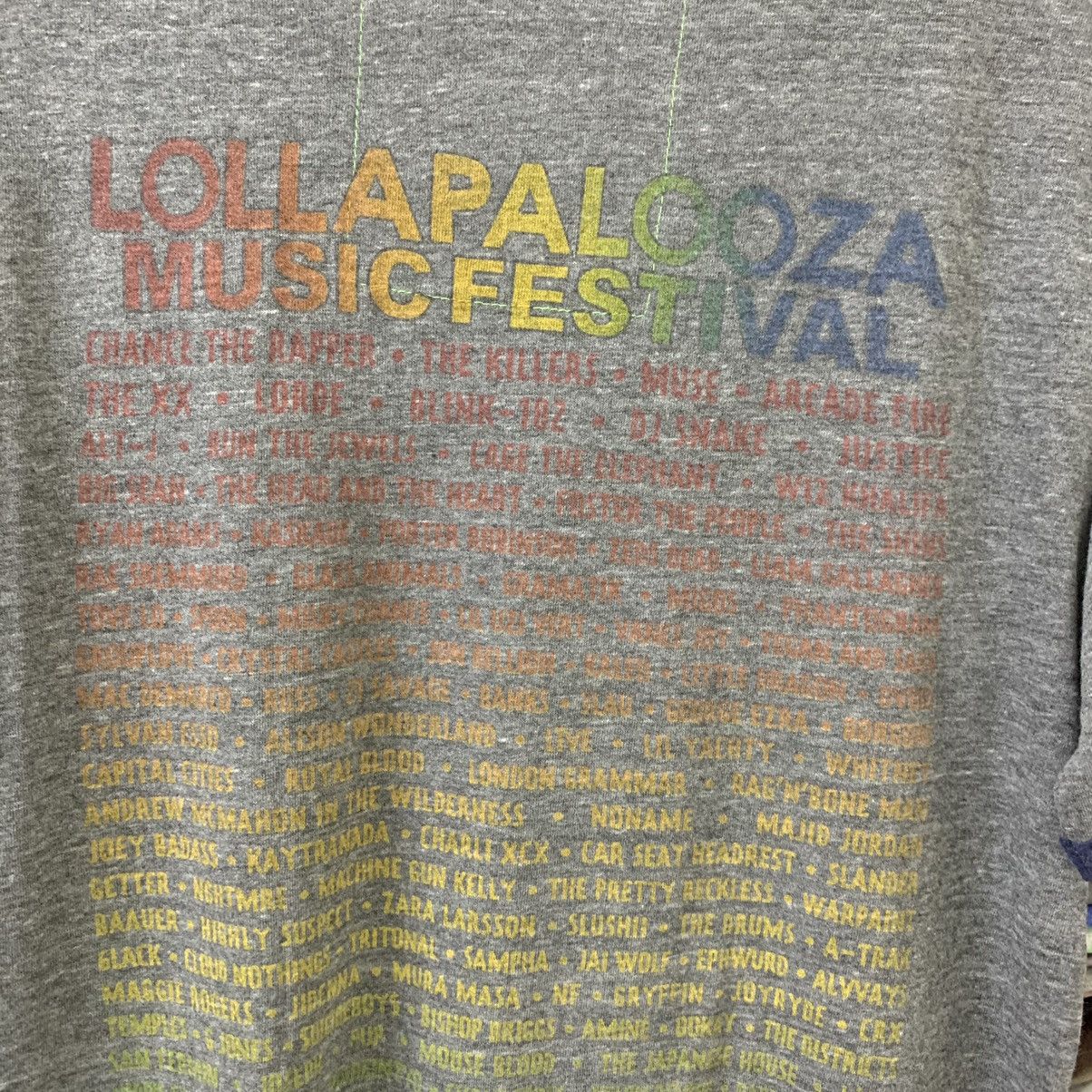 Band Tees 2017 LOLLAPALOOZA MUSIC FEST Size US M / EU 48-50 / 2 - 5 Thumbnail