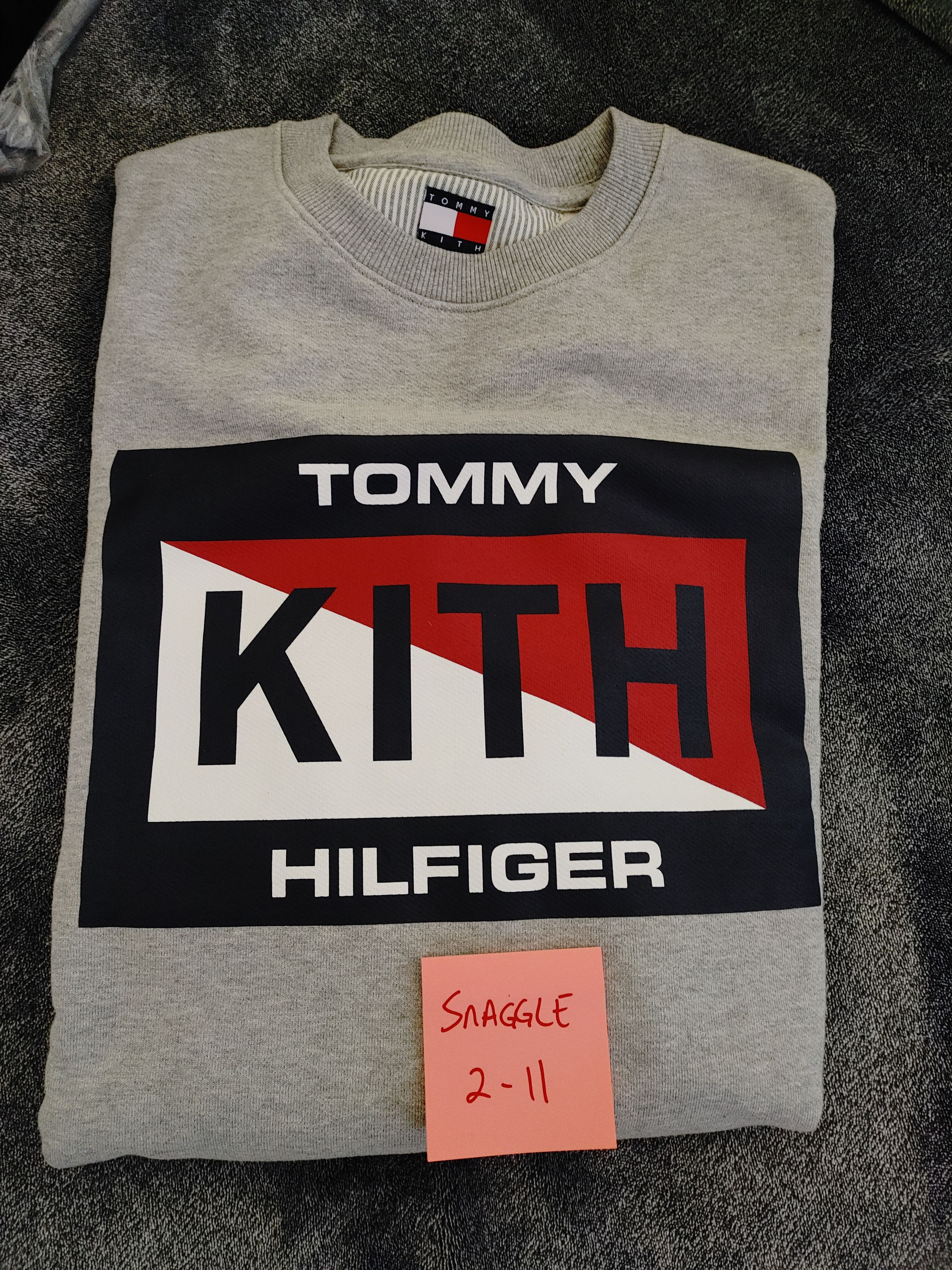 Kith × Tommy Hilfiger Kith x Tommy Hilfiger Slash Logo Crewneck Size US L / EU 52-54 / 3 - 5 Thumbnail