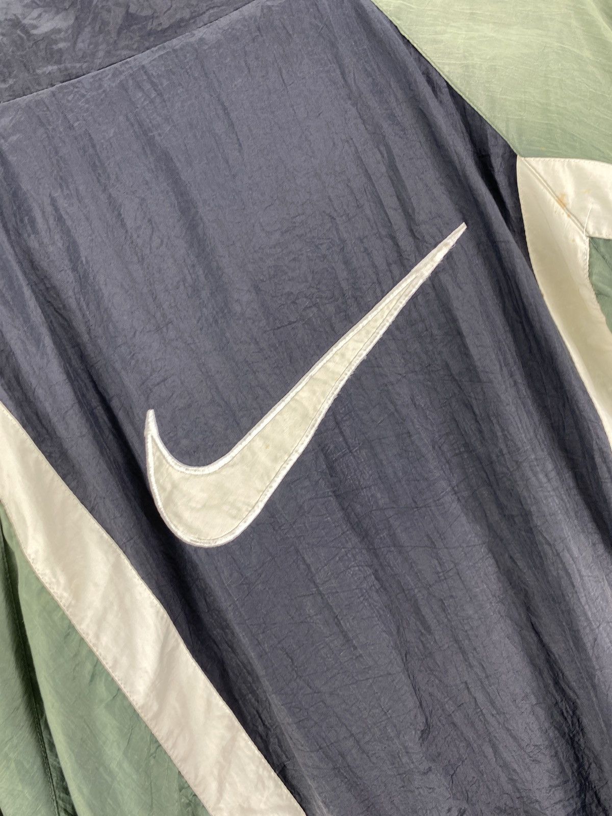 Nike × Vintage Vintage 90s Nike Windbreaker Streetwear Jacket Sun Faded Size US XL / EU 56 / 4 - 8 Thumbnail