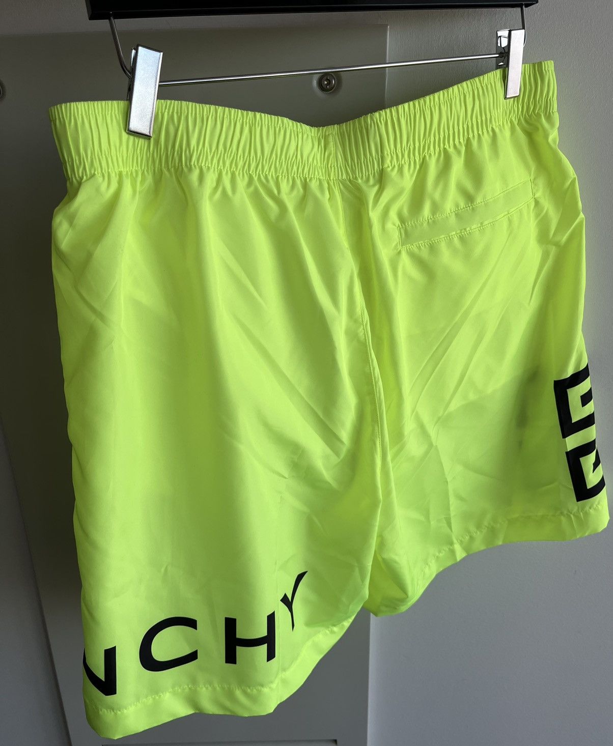Givenchy Brand New Givenchy Logo Swimming Trunks Limited Edition Size US 34 / EU 50 - 18 Thumbnail
