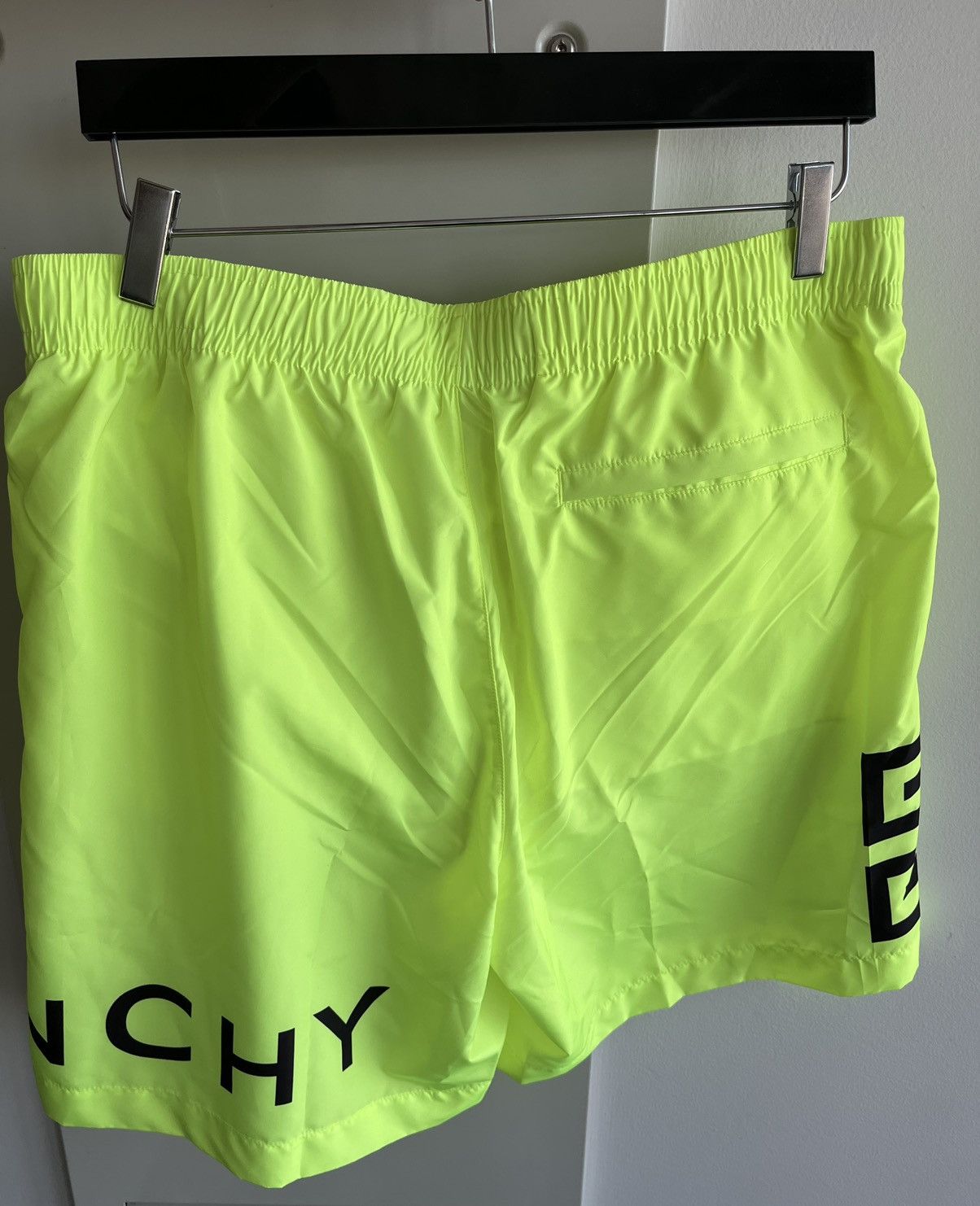 Givenchy Brand New Givenchy Logo Swimming Trunks Limited Edition Size US 34 / EU 50 - 20 Thumbnail