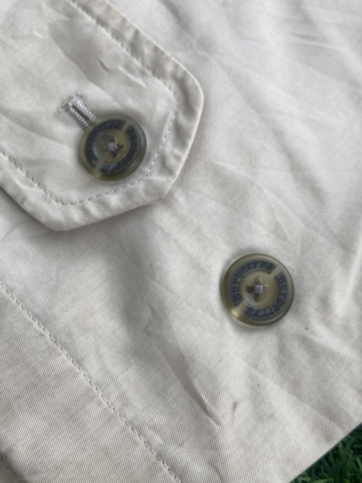 Burberry × Vintage VINTAGE DISTRESSED BURBERRY JACKET Size US M / EU 48-50 / 2 - 7 Thumbnail