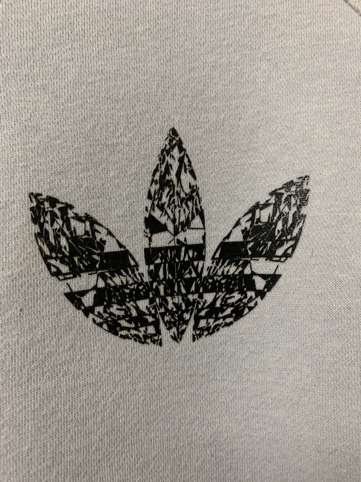 Adidas × Vintage Rare Design Adidas Sweatshirt Size US L / EU 52-54 / 3 - 6 Thumbnail