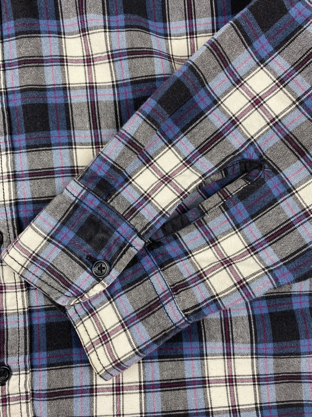 Carhartt Vintage Carhartt Button Up Long Sleeve Shirt Size L Size US L / EU 52-54 / 3 - 7 Thumbnail