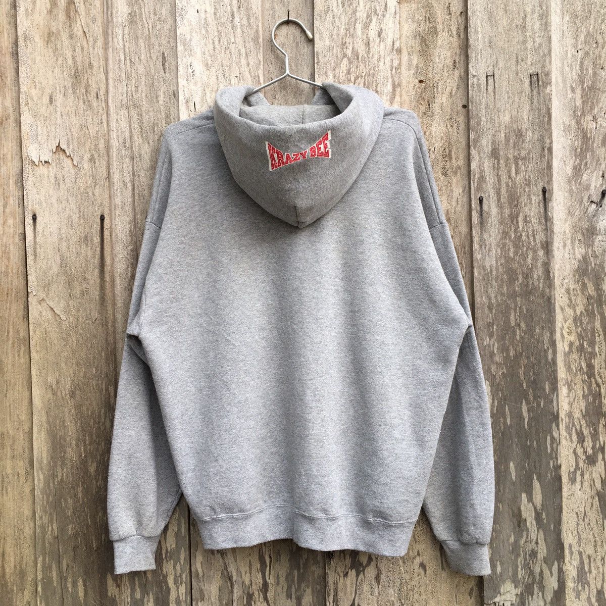 Vintage Vintage Krazy Bee Spell Out Hoodie Sweatshirt Big Logo Size US L / EU 52-54 / 3 - 5 Thumbnail