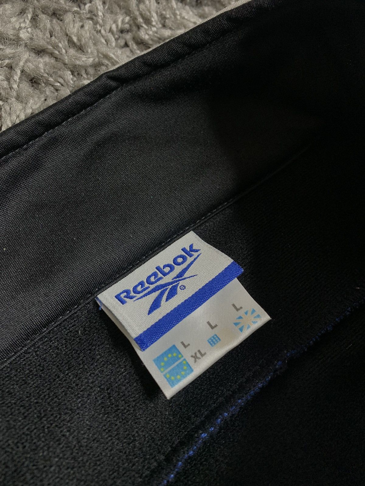 Reebok Reebok Vintage StreetWear SportWear Big Logo Size US L / EU 52-54 / 3 - 7 Thumbnail