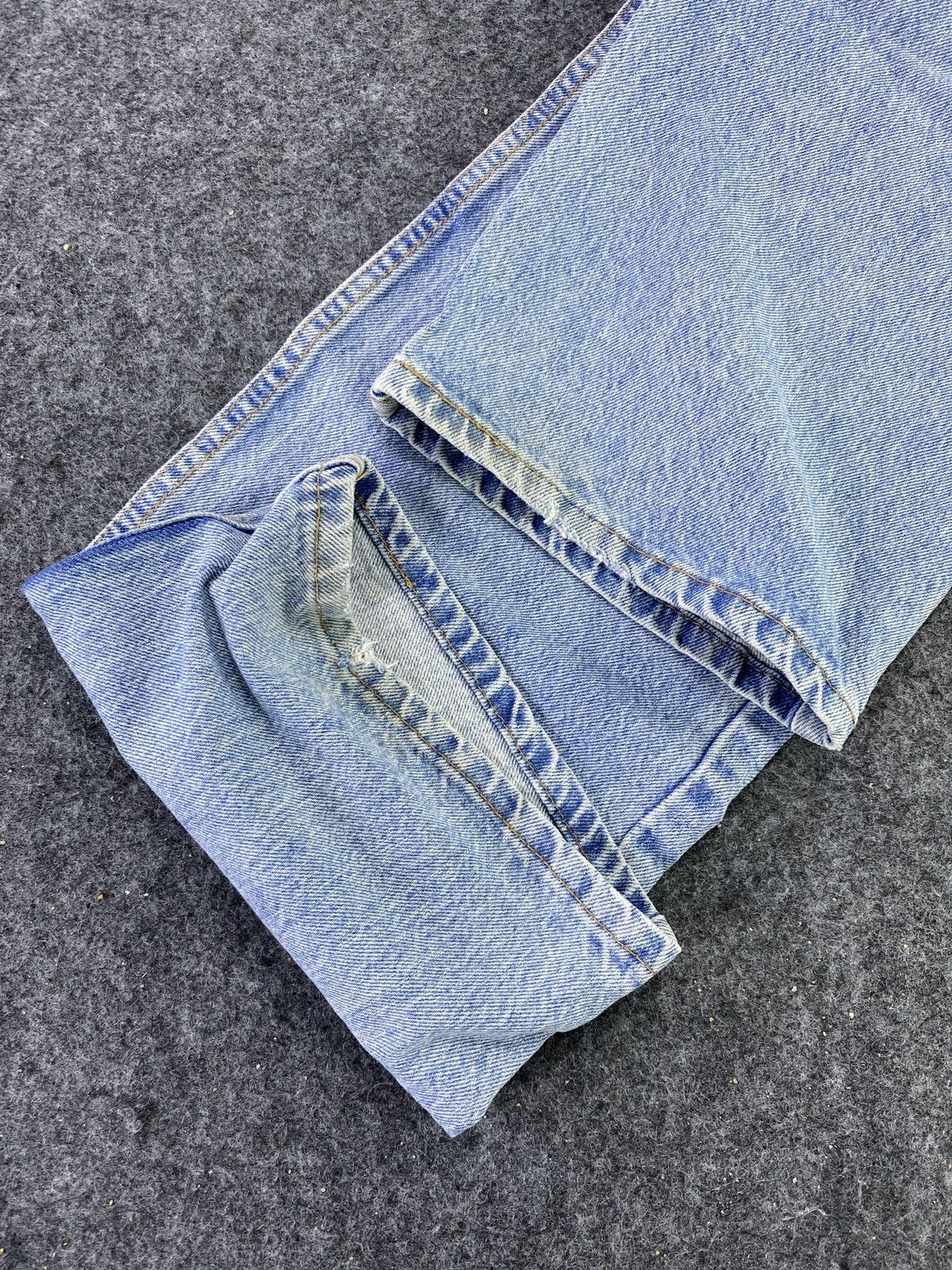 Levi's VINTAGE LEVI'S 514 BLUE WASH JEANS - J675 Size US 38 / EU 54 - 7 Thumbnail