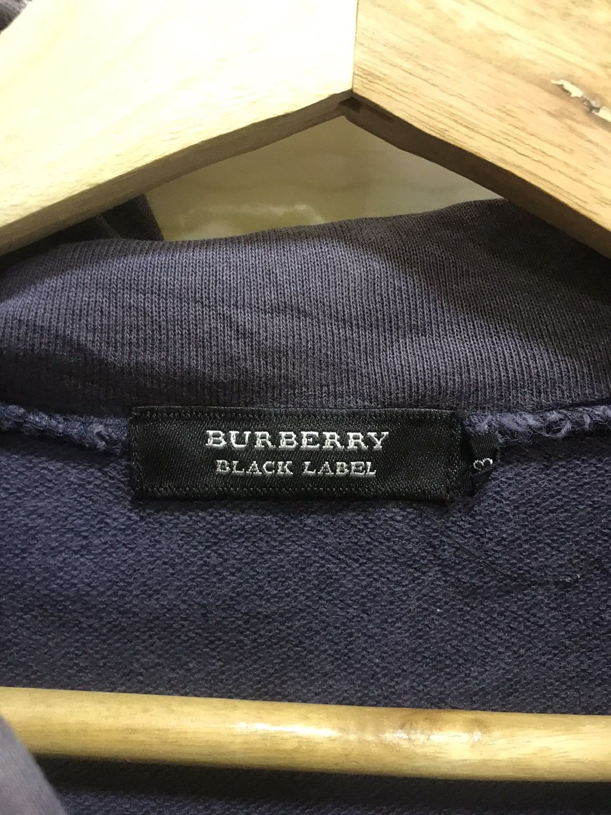 Burberry Burberry Blue Label Embroidered Hoodie Made in Japan Size US L / EU 52-54 / 3 - 5 Thumbnail