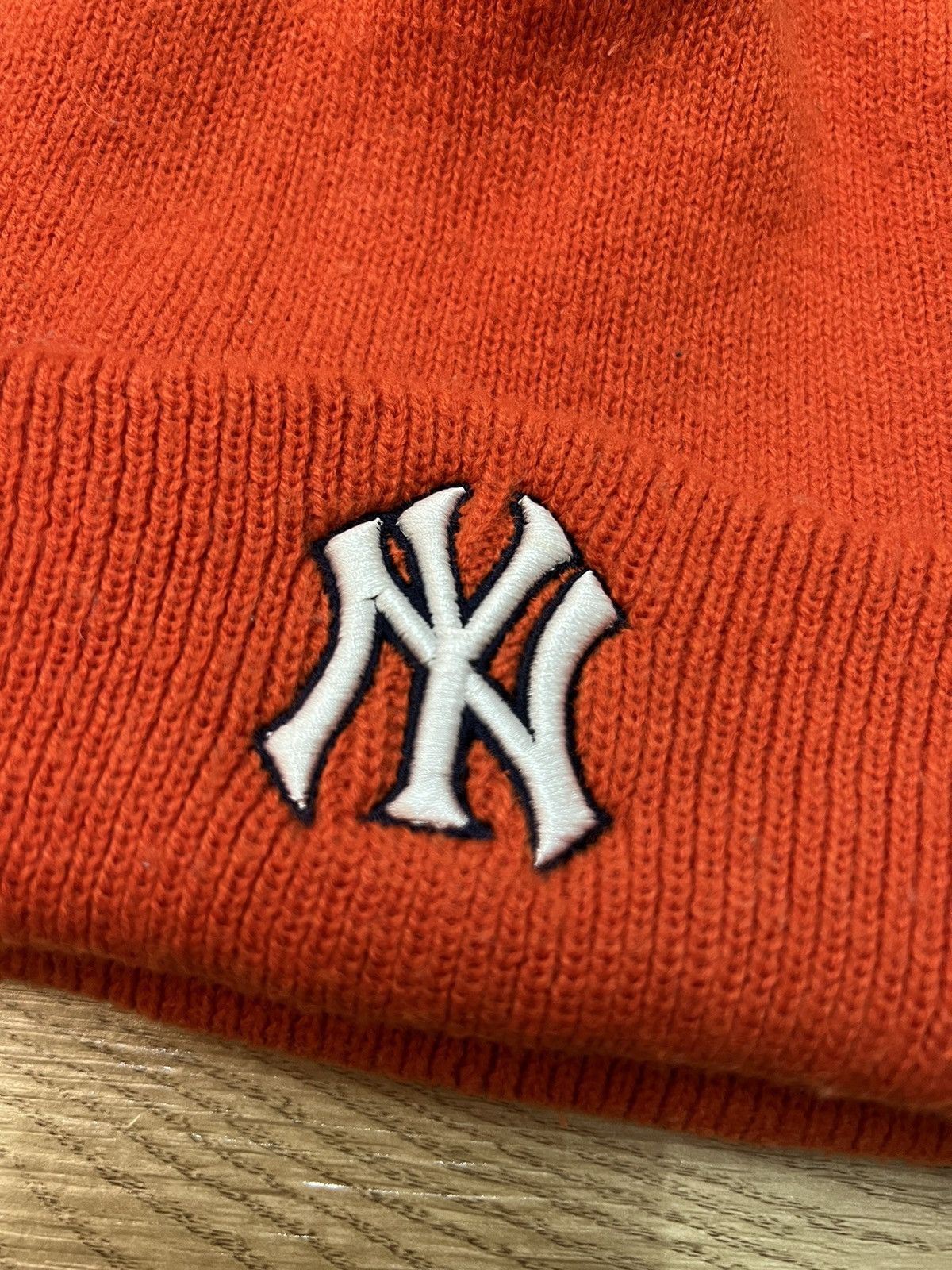 MLB × New York Yankees 2002 MLB NY Yankees Beanie Size ONE SIZE - 4 Thumbnail