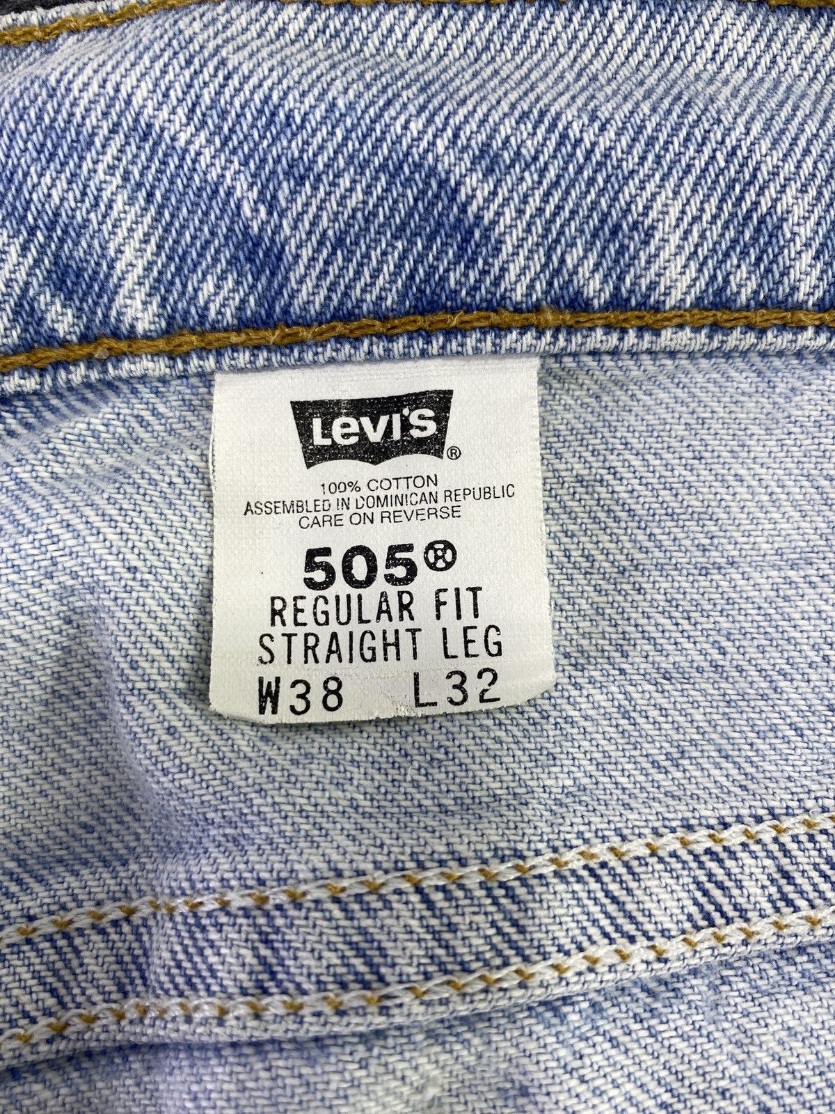 Levi's VINTAGE LEVI'S 505 DISTRESS LIGHT BLUE WASH JEANS - J688 Size US 38 / EU 54 - 5 Thumbnail