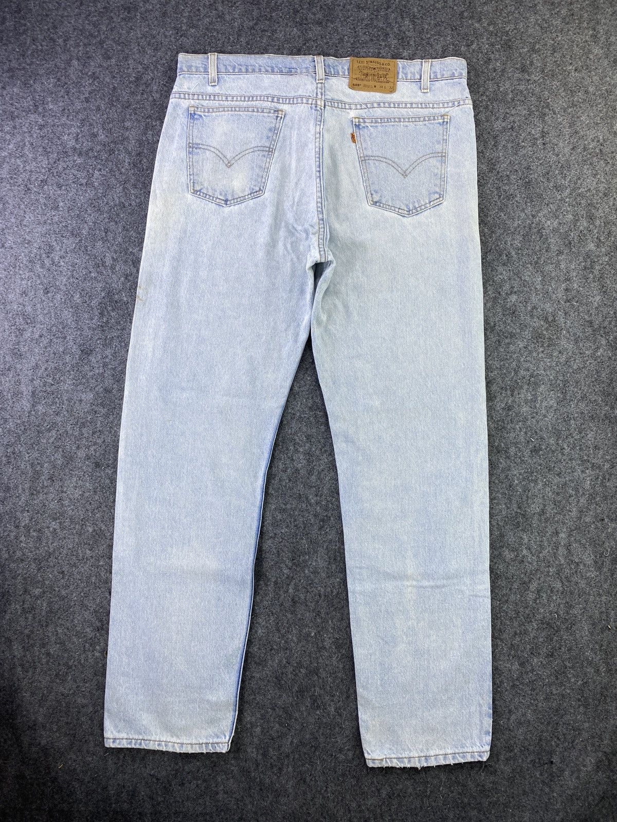 Levi's VINTAGE LEVI'S 505 DISTRESS LIGHT BLUE WASH JEANS - J688 Size US 38 / EU 54 - 2 Thumbnail